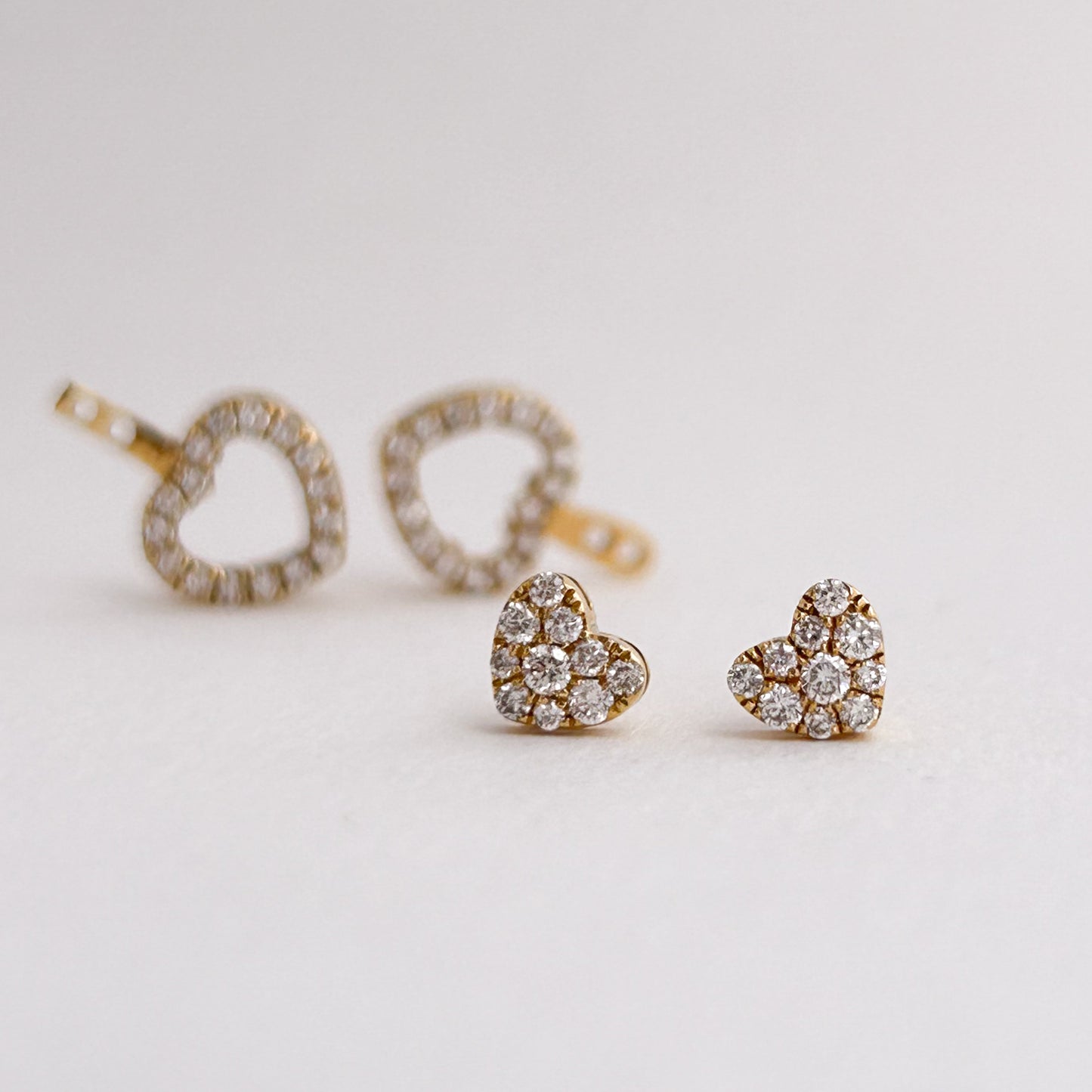 Aretes TriGlam con diamantes en Oro18k