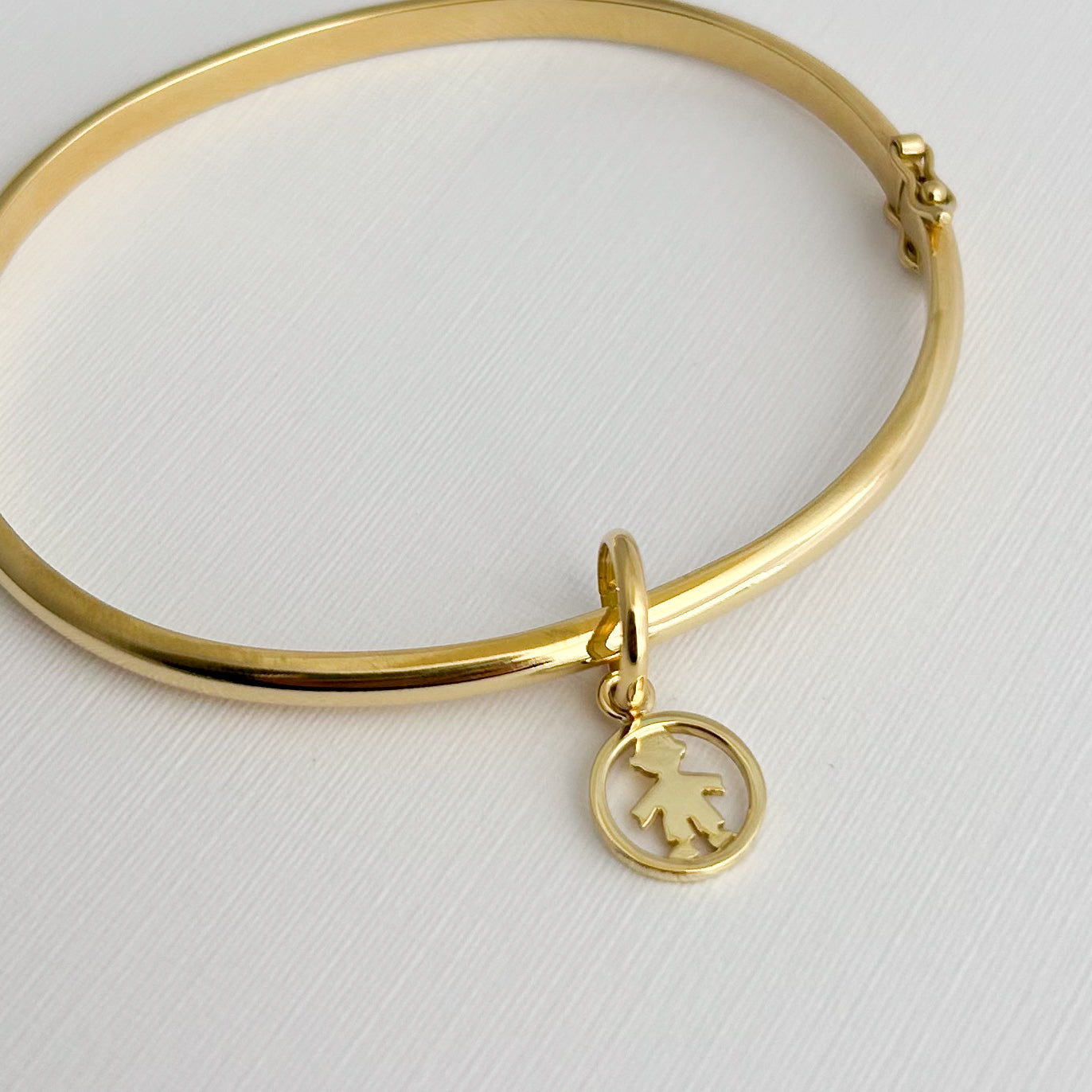 Dije circular niños para puñera oro 18k
