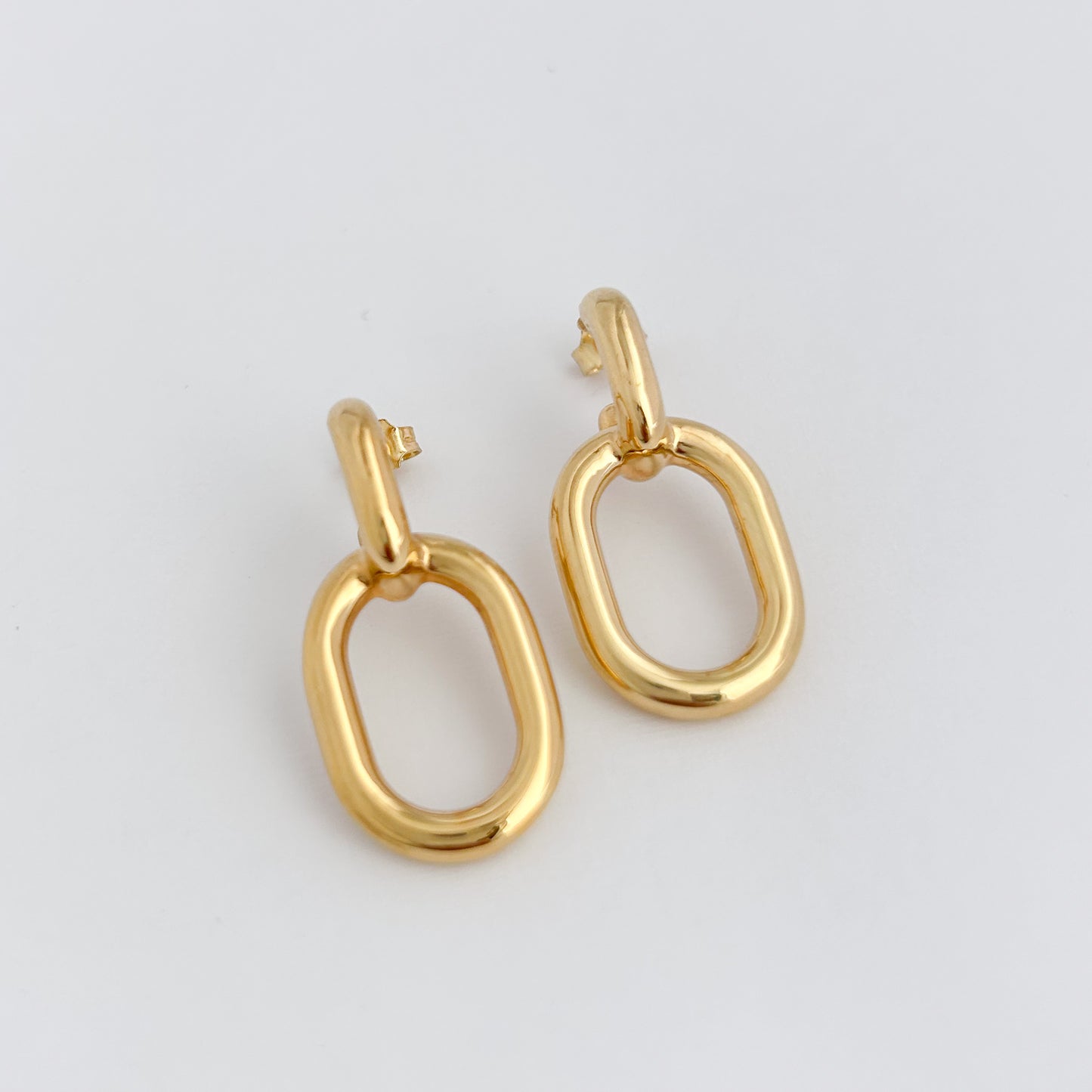 Aretes eslabón oro 18k