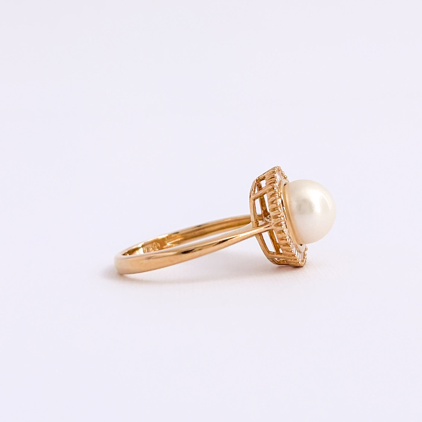 Anillo Sunlight con perla y diamantes en oro 18k