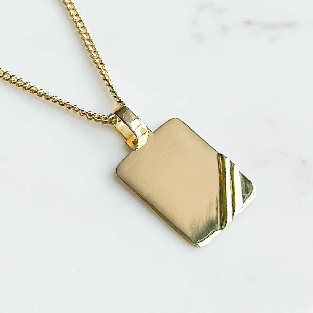 Dije placa rectangular para grabar en Oro18k