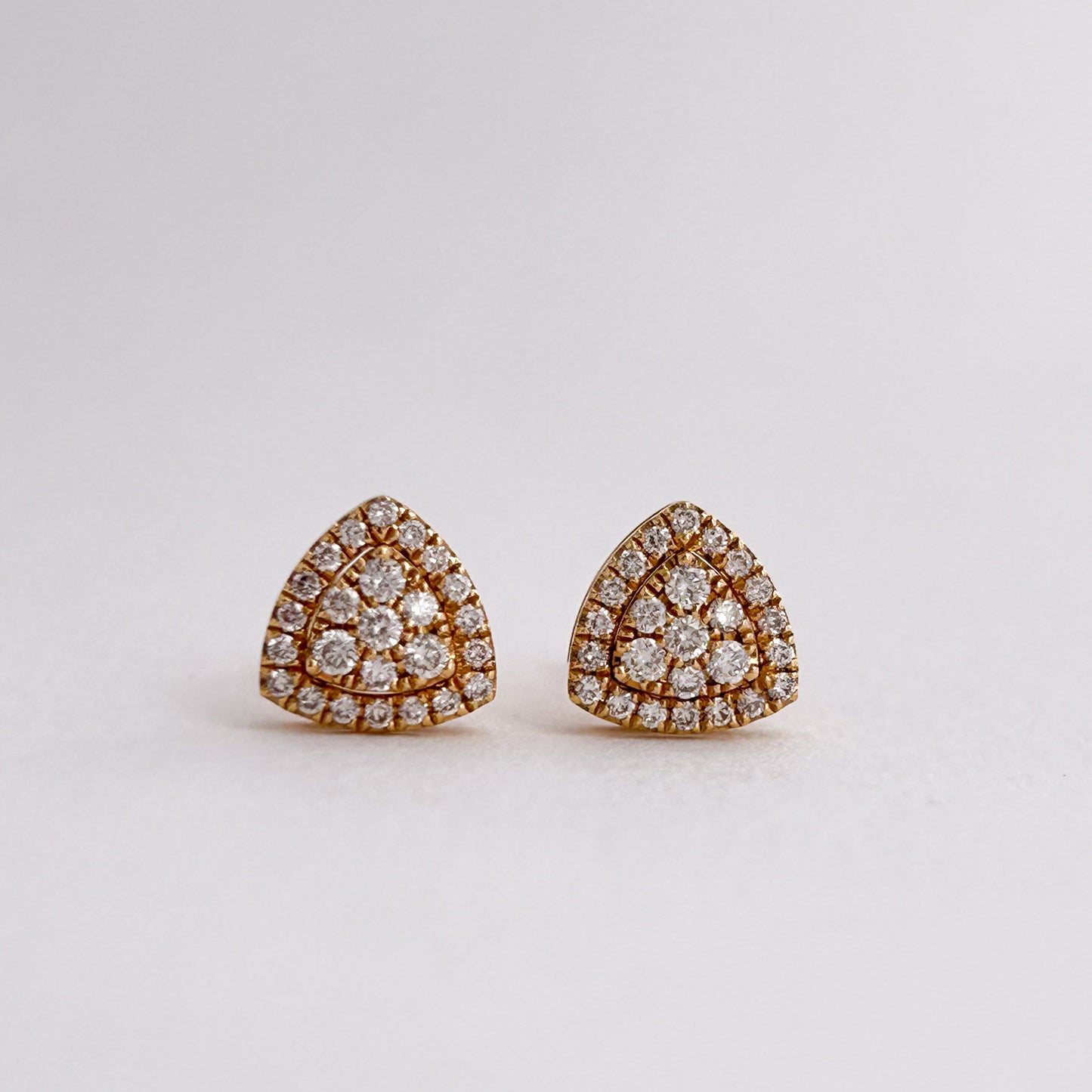 Aretes TriGlam con diamantes en Oro18k