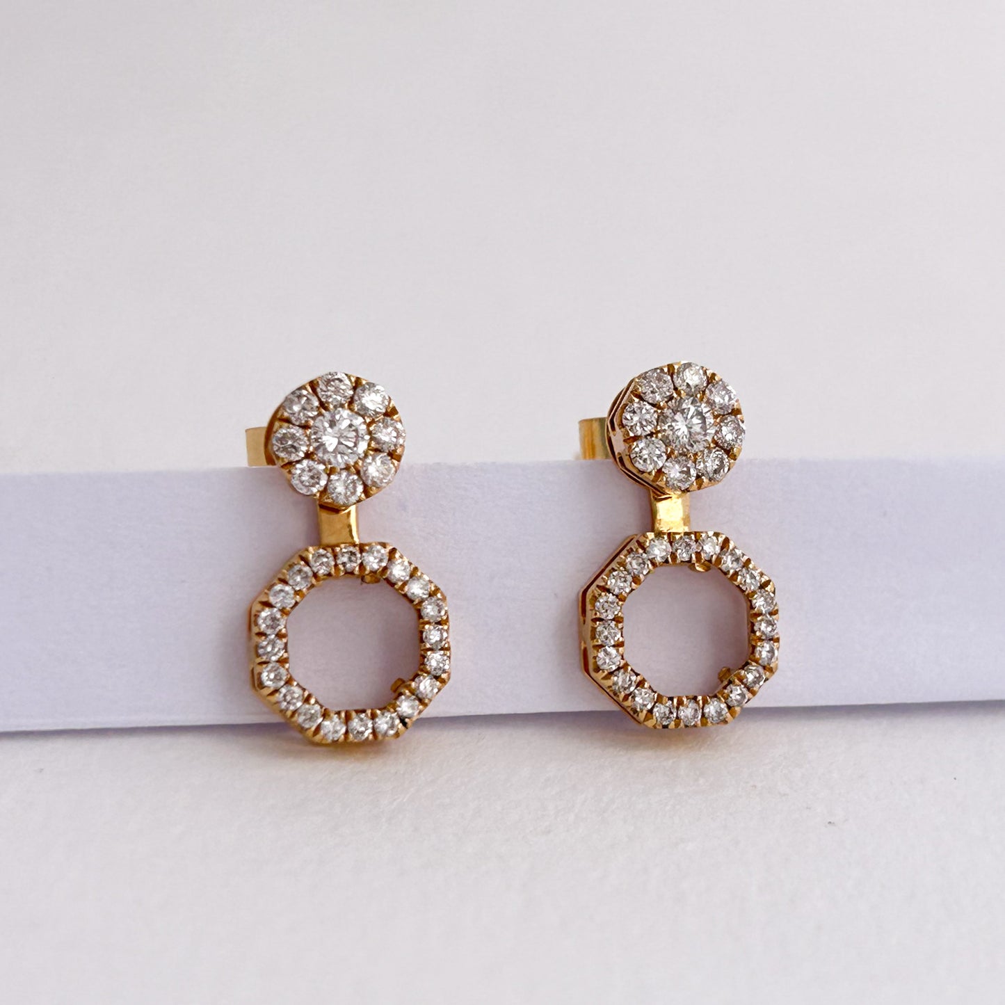 Aretes TriGlam con diamantes en Oro18k