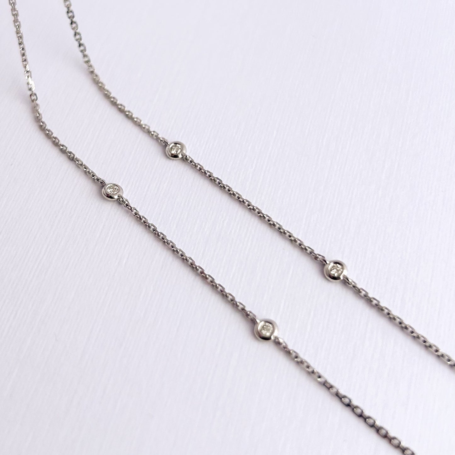 Collar mariposa valkiria con diamantes en oro blanco 18k