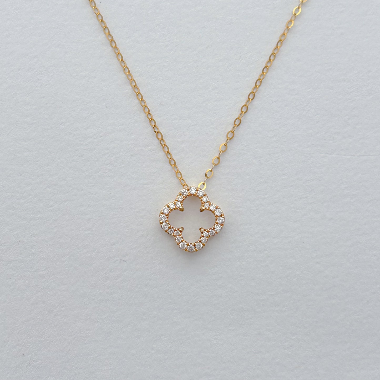 Collar PentaGlam con diamantes en Oro18k