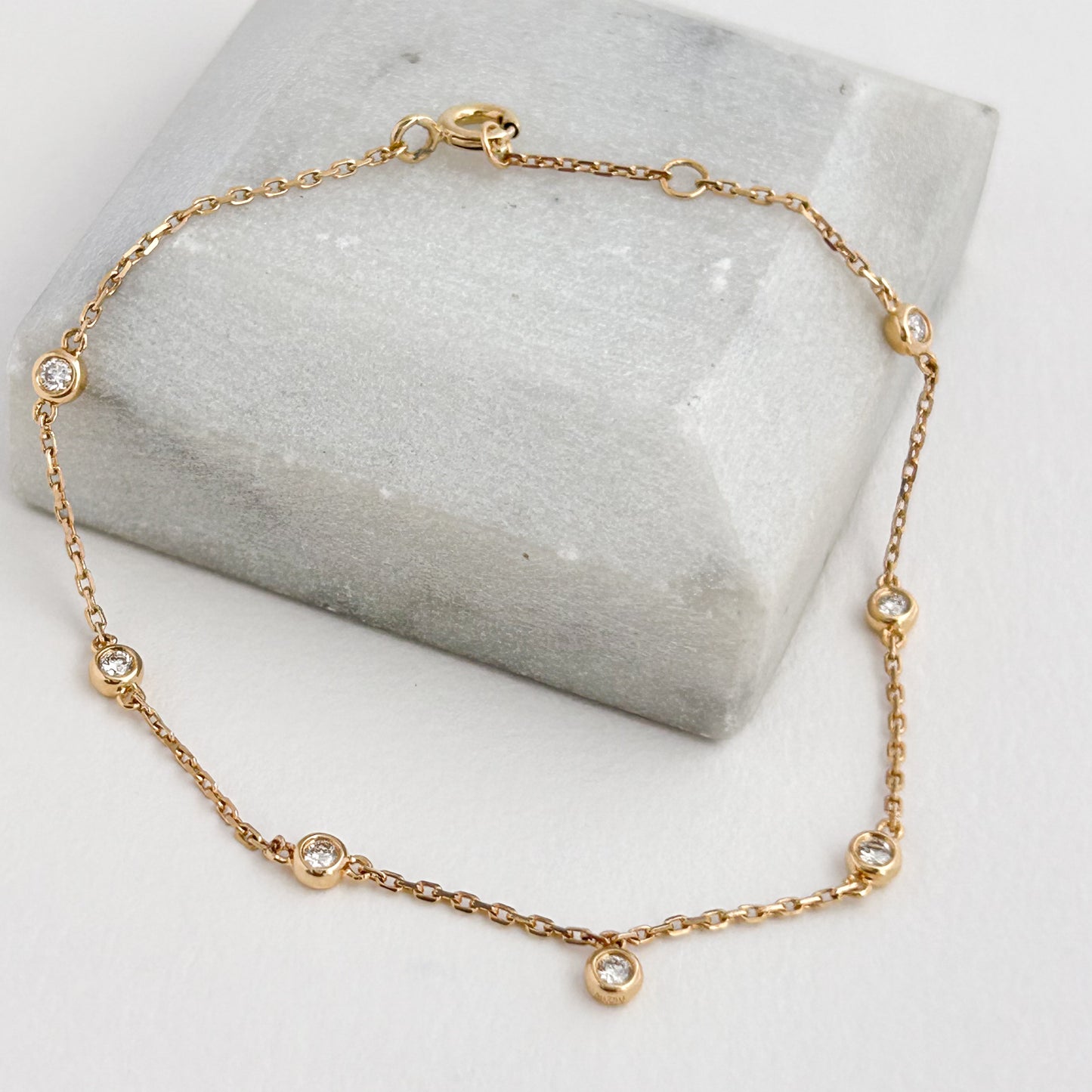 Pulsera Starlight 7 diamantes en Oro 18k