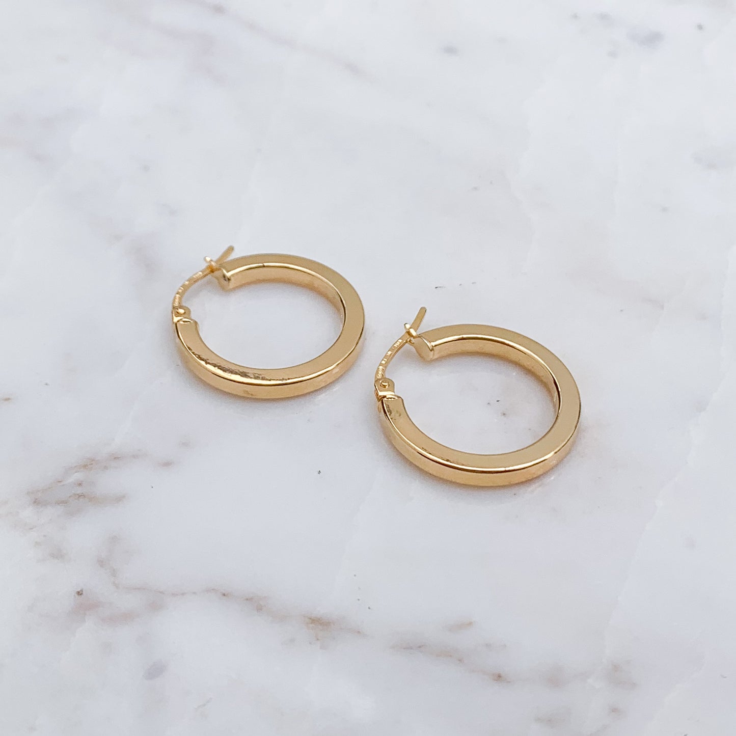 Argollas cinta grandes Oro18k