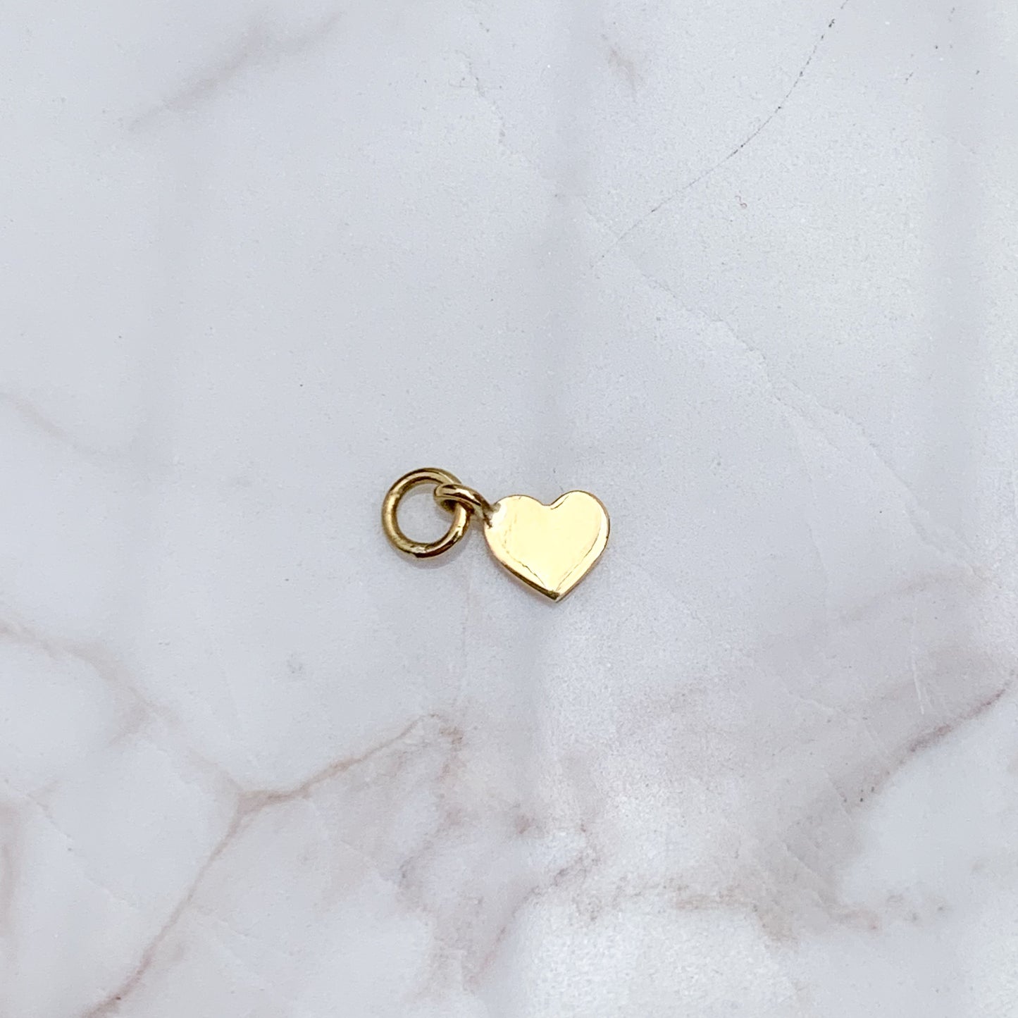 Charm de Corazón para Argolla en Oro 18k