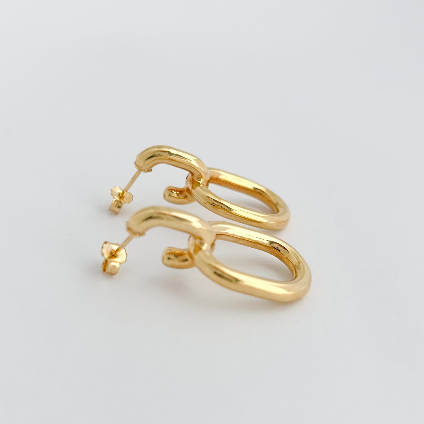 Aretes eslabón oro 18k