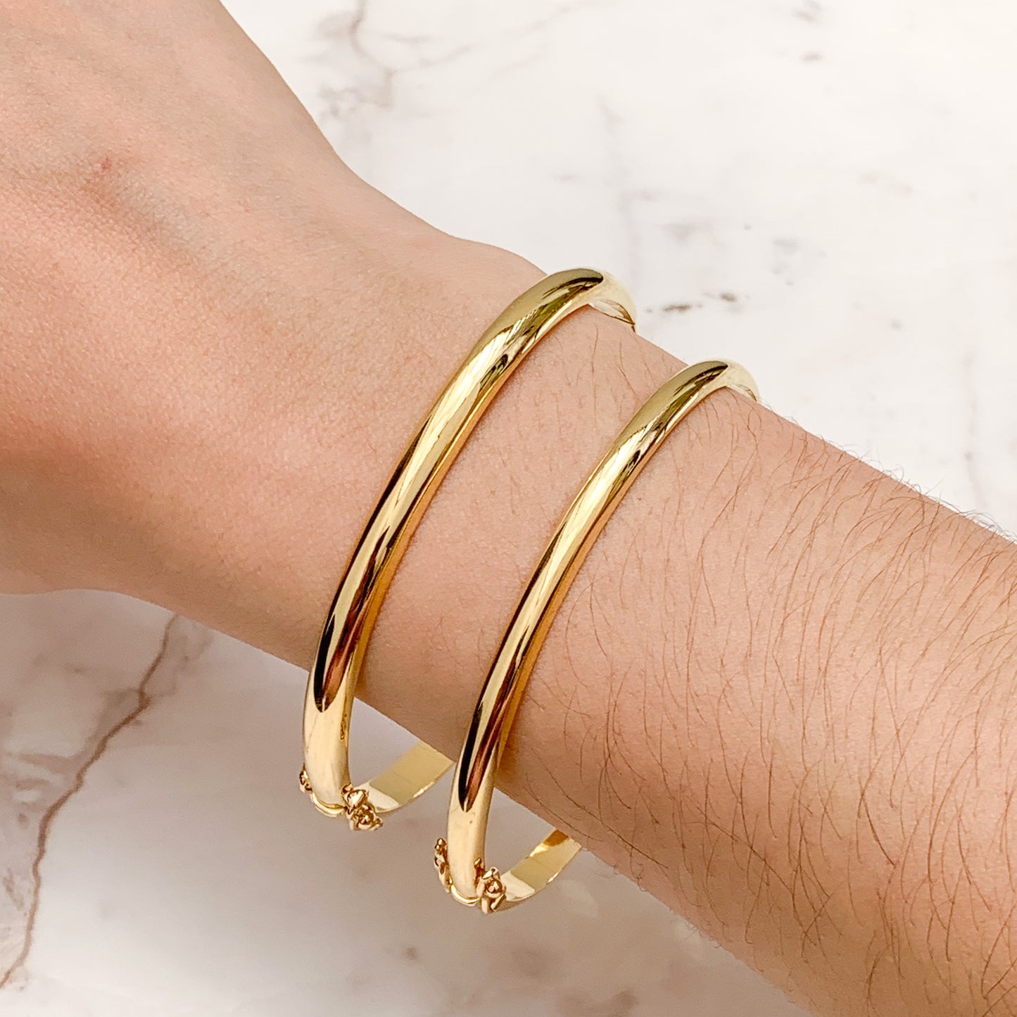 Puñera media caña 3.8 mm Oro18k