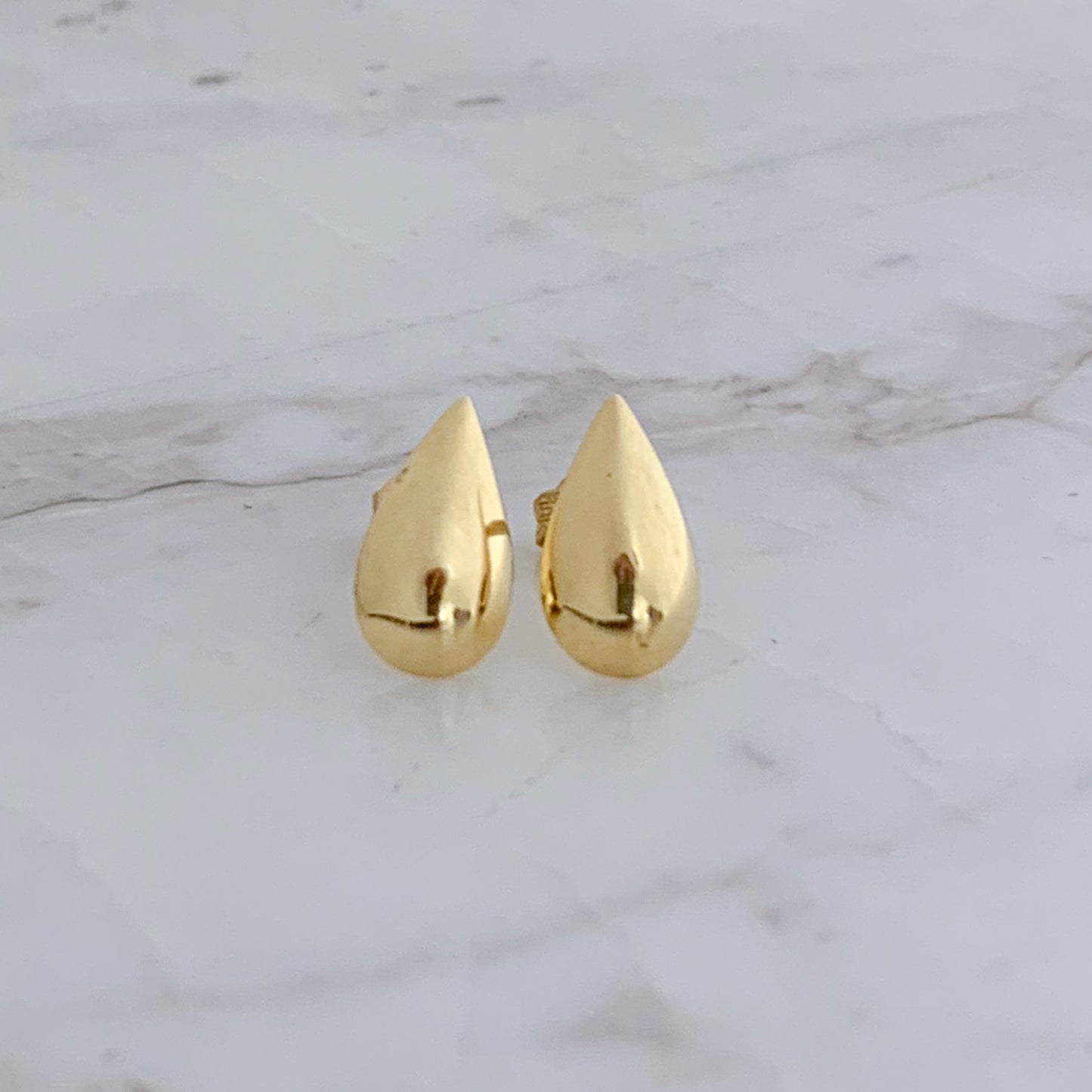 Aretes Gota oro 18k