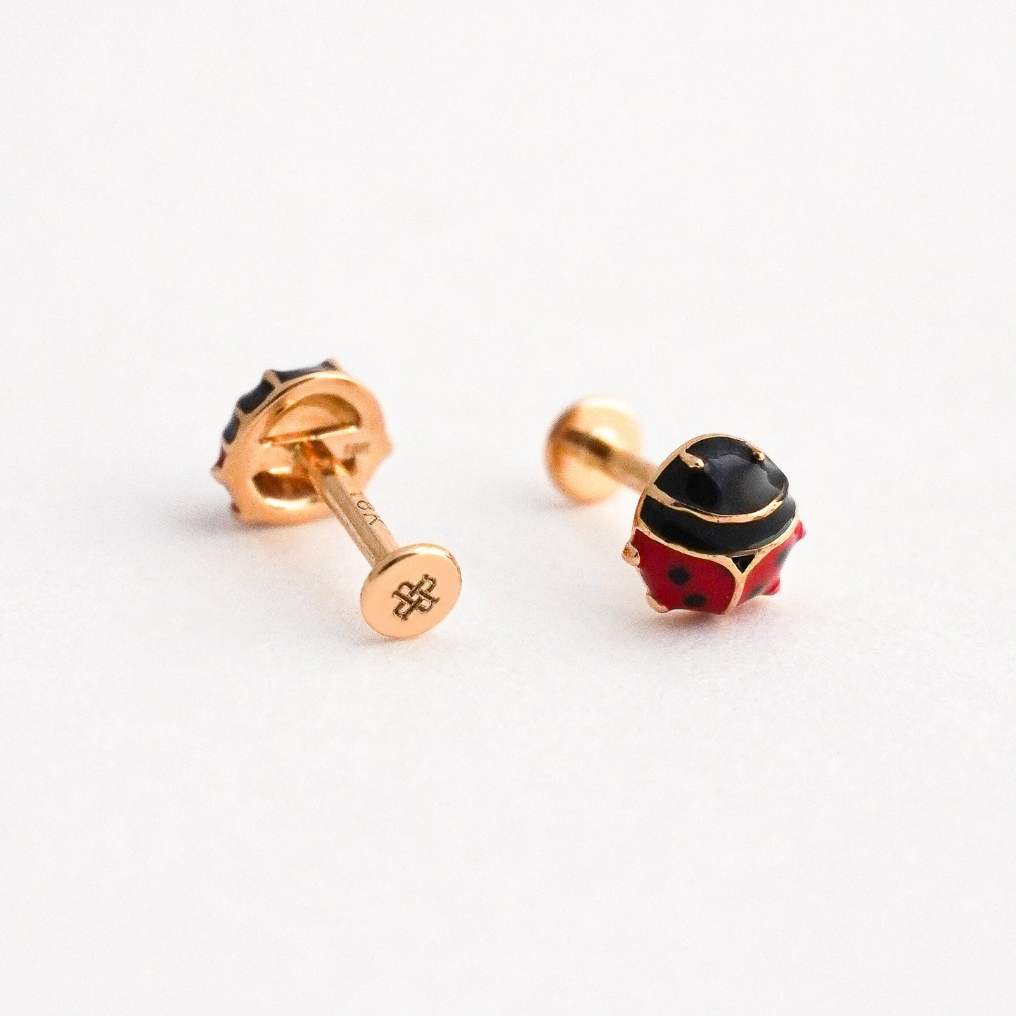 Aretes Mariquita en Oro 18K