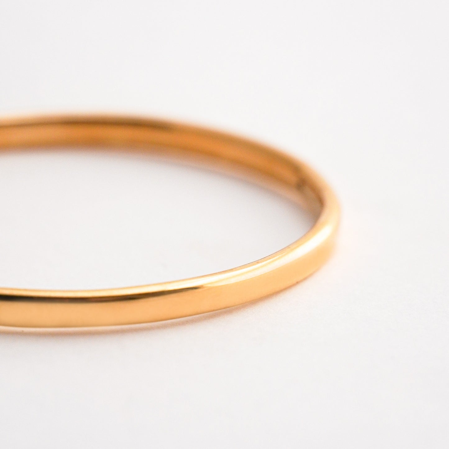 Puñera Almendra para niña 3.5 mm oro 18k