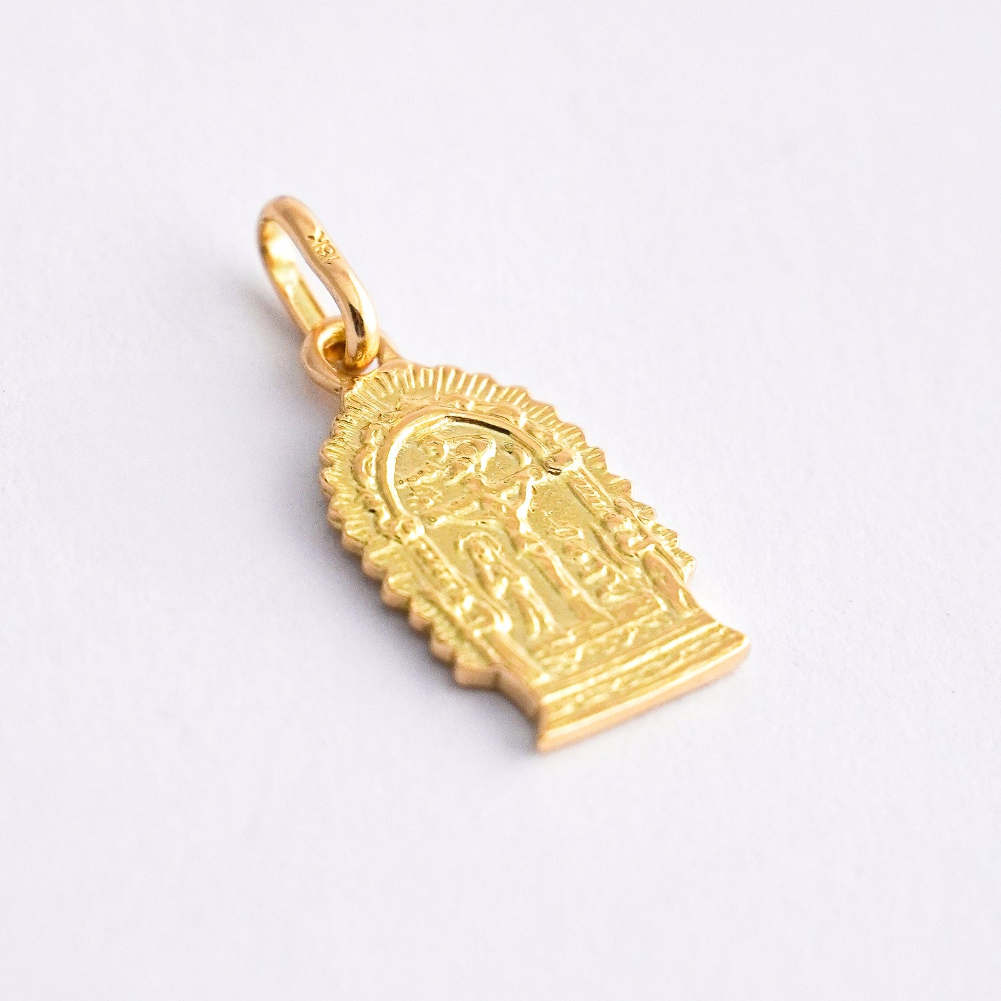 Medalla Señor de los Milagros Oro18k