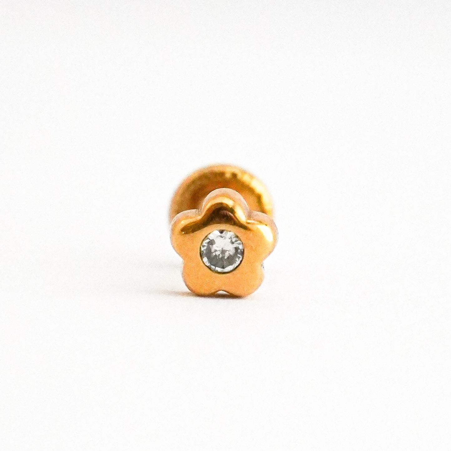 1/2 par arete bebé flor con circon Oro 18k