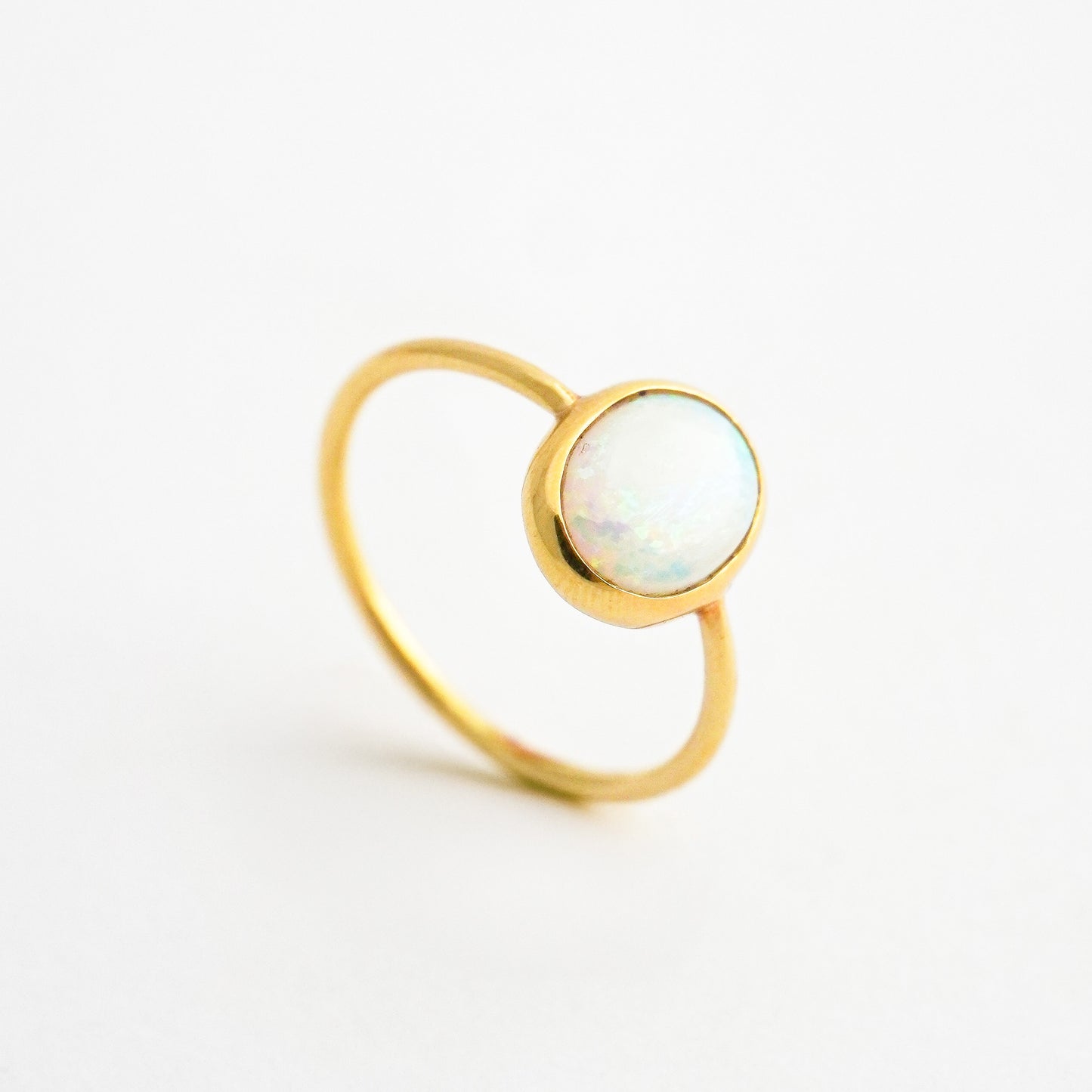 Anillo ópalo andino oro 18k