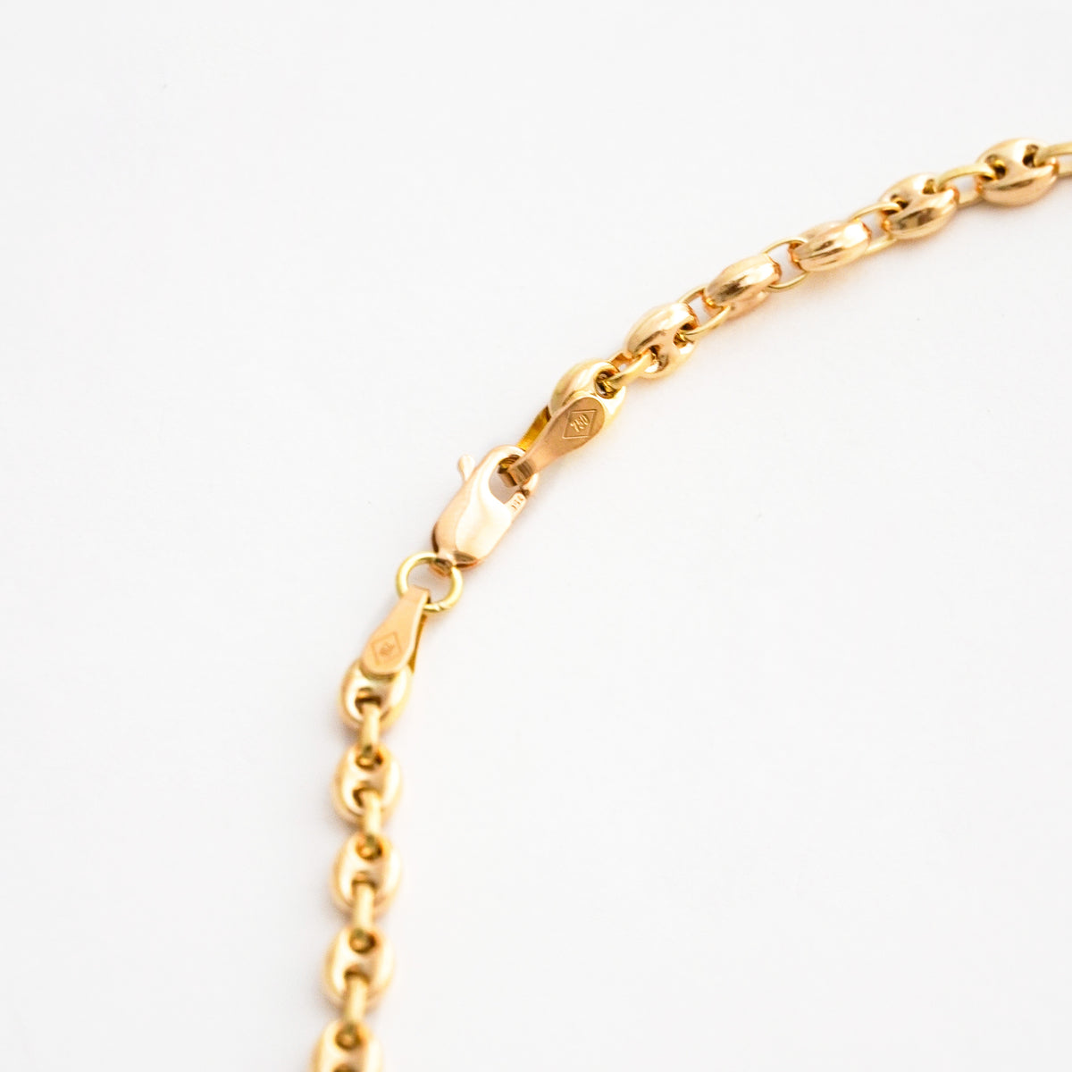 Cadena Milano Bold 4.5 mm en Oro 18K
