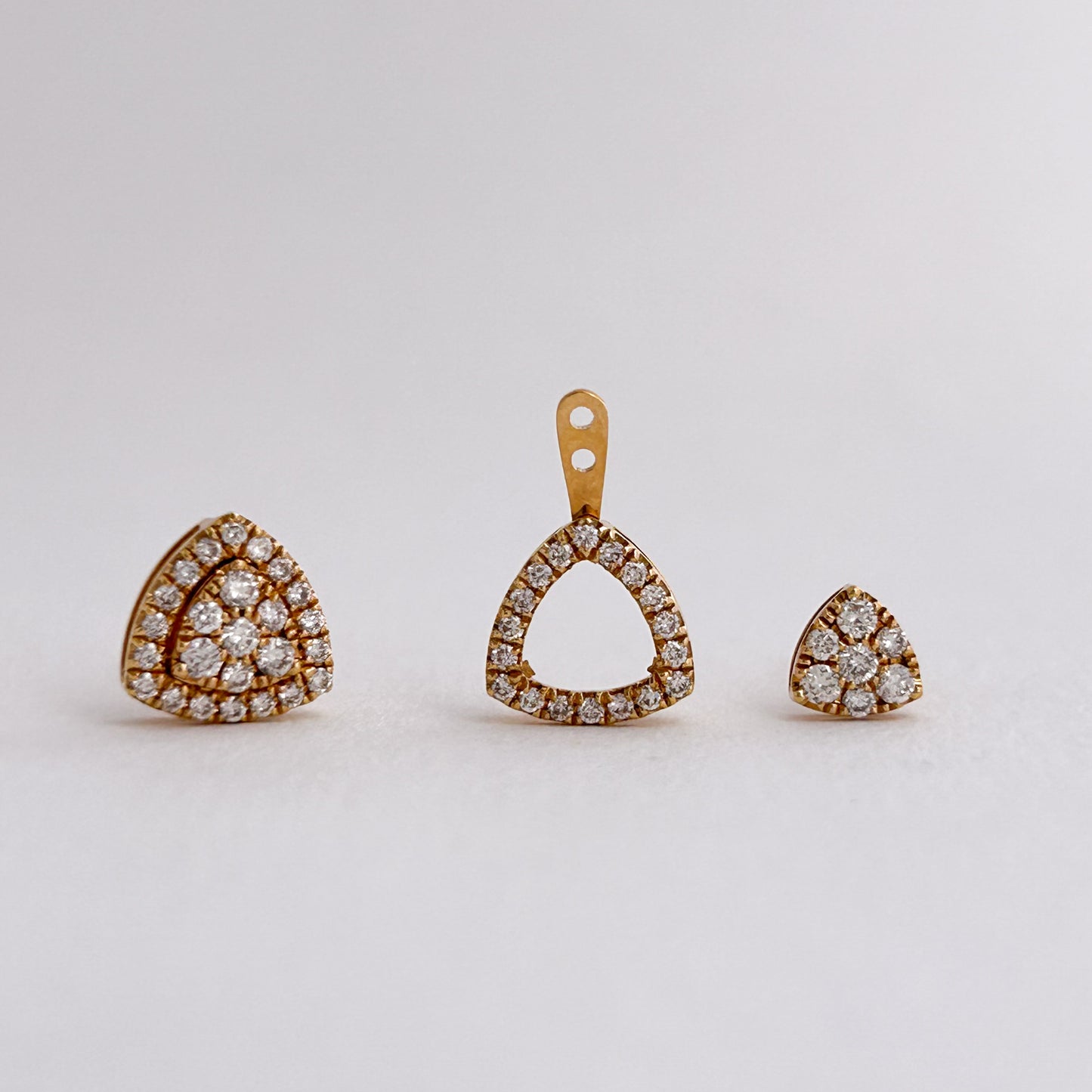 Aretes TriGlam con diamantes en Oro18k