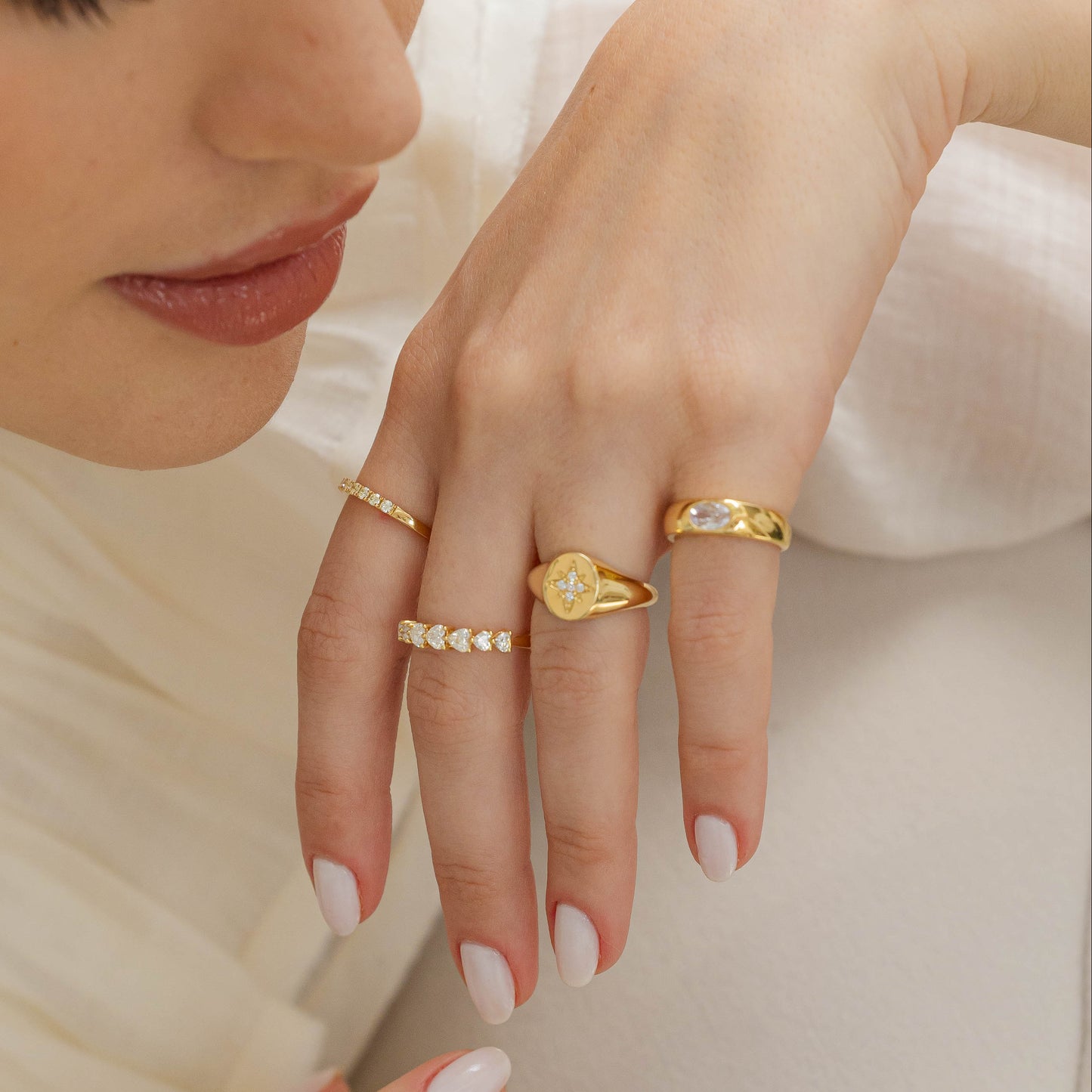 Anillo Chevalier Oval en Oro 18K