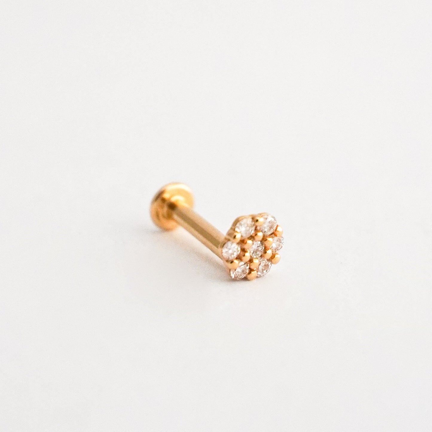 Piercing roseta redondo en Oro18k con diamantes naturales