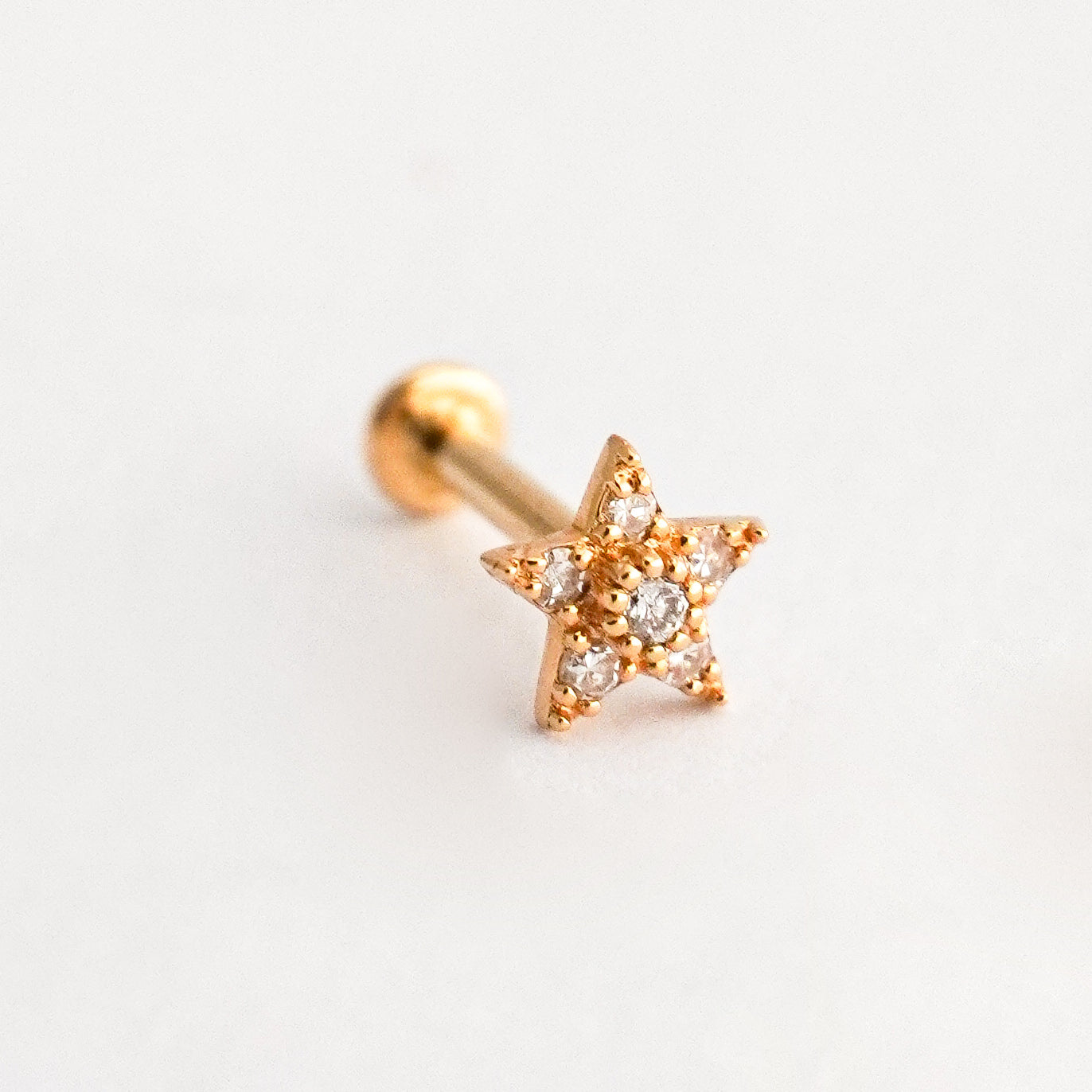 Piercing estrella en Oro18k con diamantes naturales