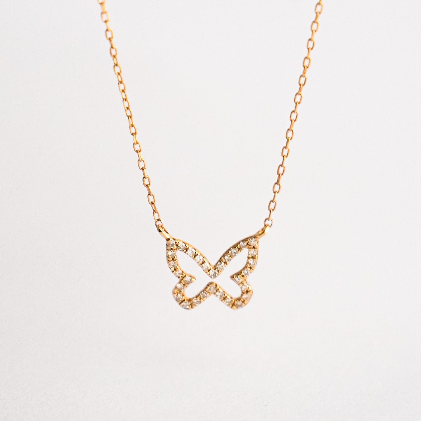 Collar Mariposa mini con diamantes naturales Oro18k