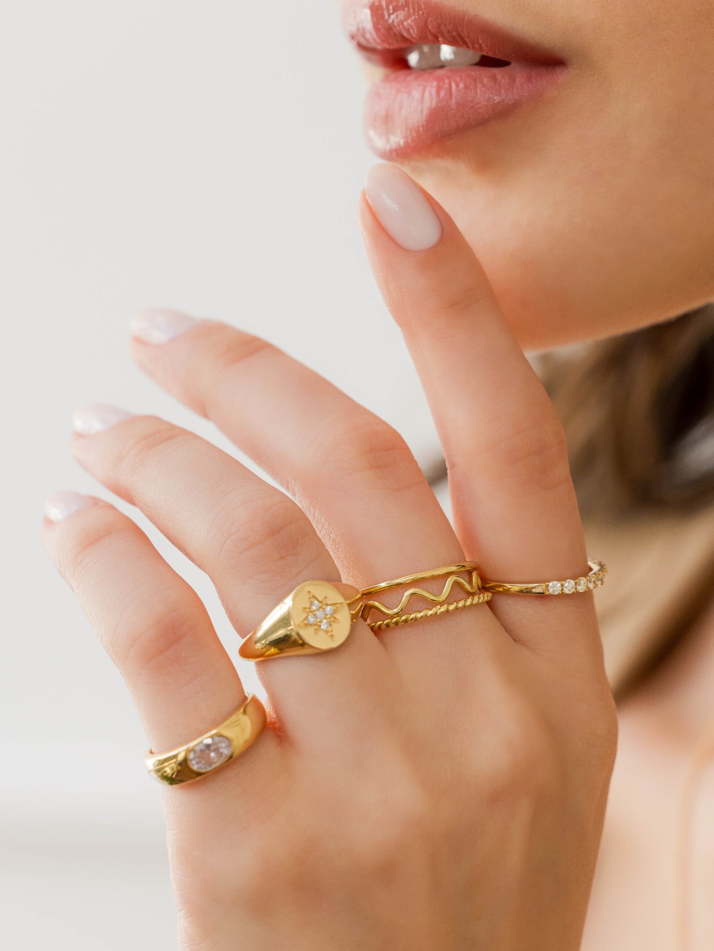 Anillo chevalier oval Oro 18k
