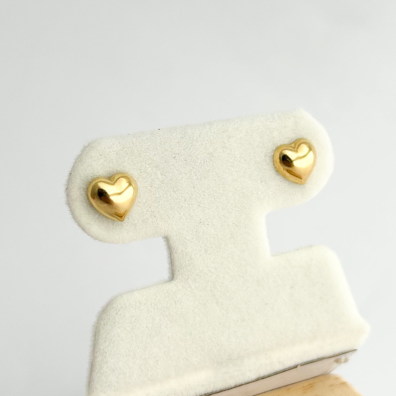 Aretes de corazón Oro18k