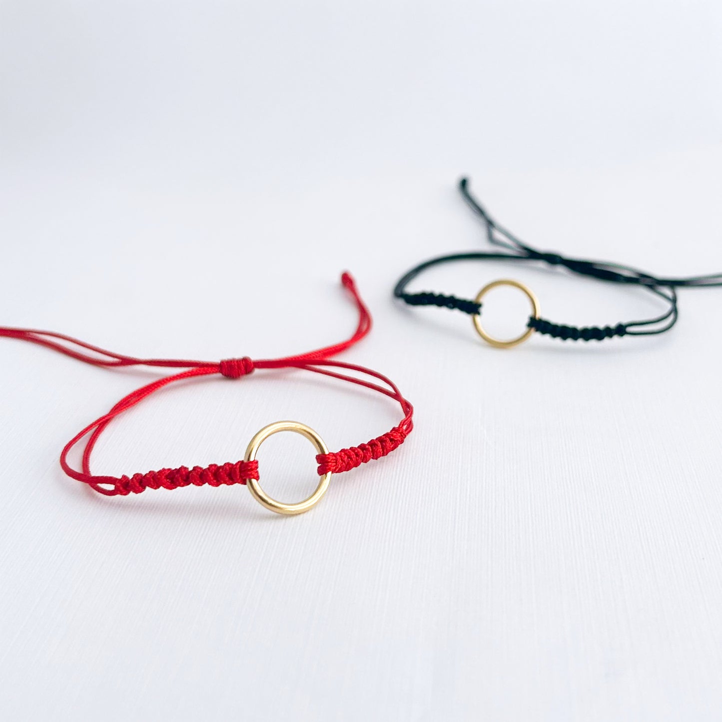 Pulsera tejida hilo Eternity Oro 18k