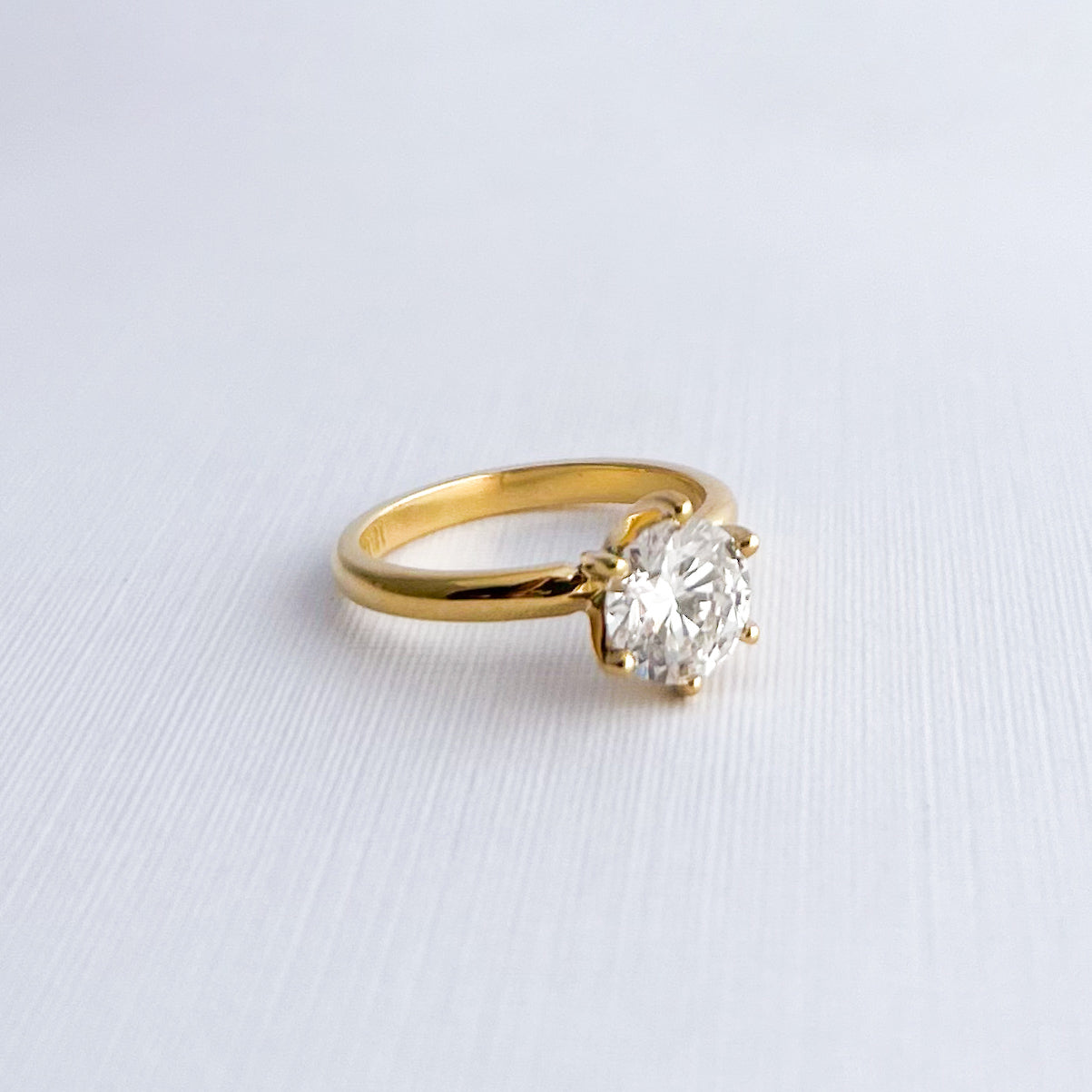 Anillo de compromiso oro18k - 19 / Diamante LG 1.50 cts