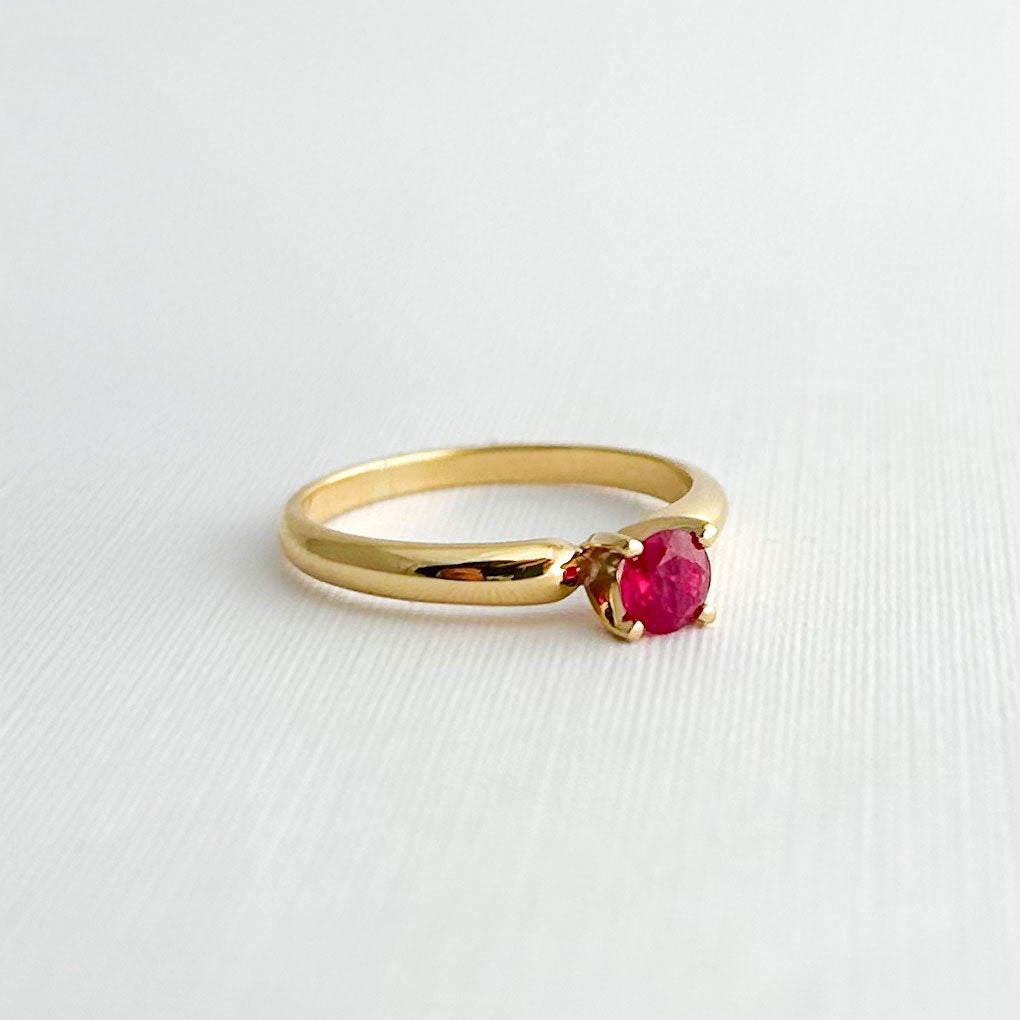 Anillo Rubí AC8 Oro18k
