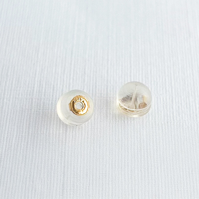 Seguro mariposa para arete en Oro18k con silicona