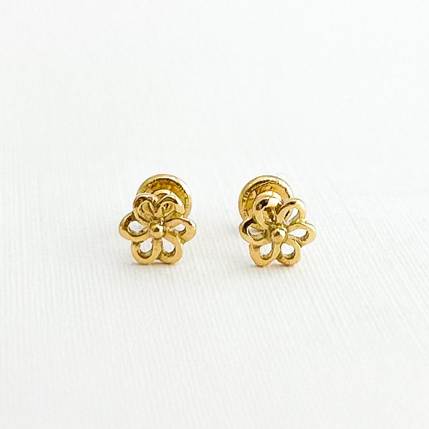 Aretes flor calada oro 18k