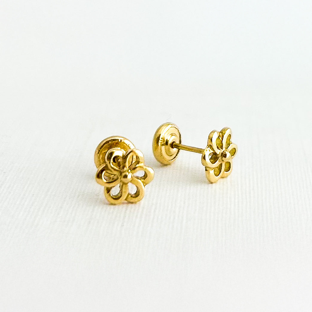 Aretes flor calada oro 18k