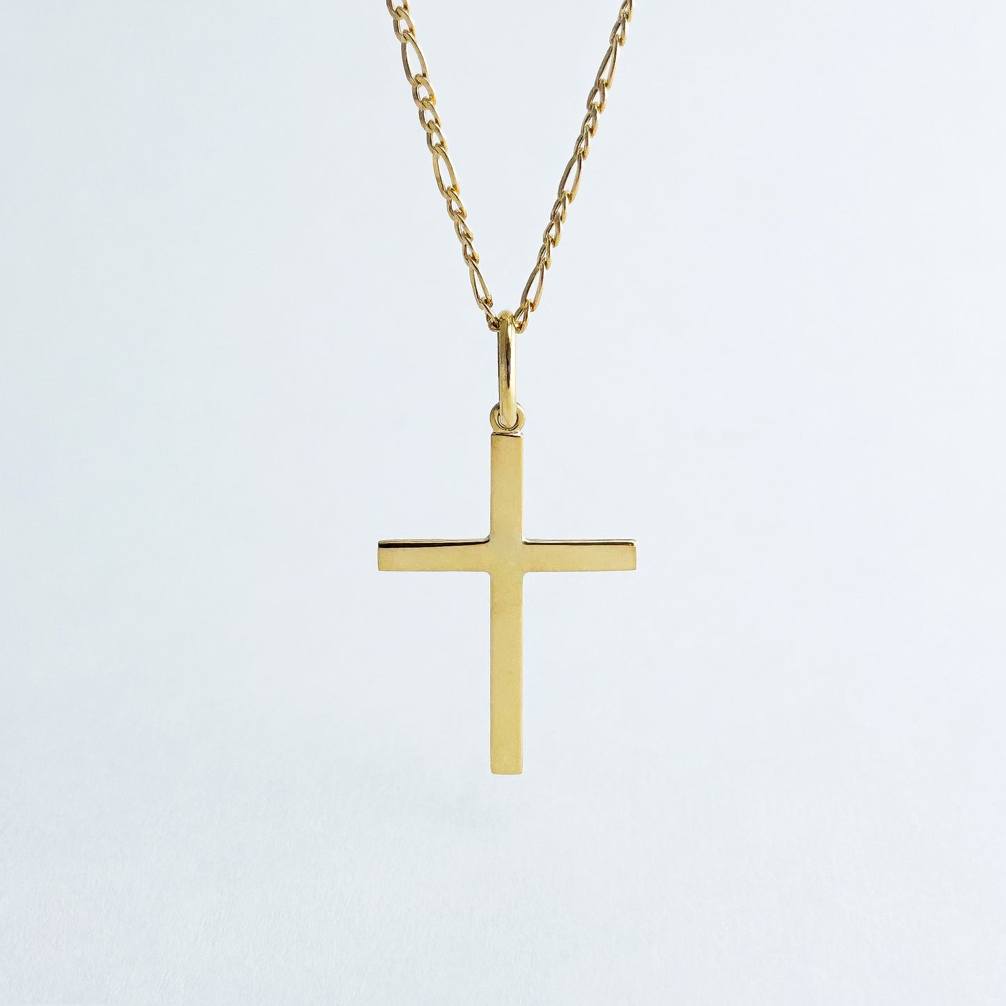Dije Cruz clasica en Oro18k