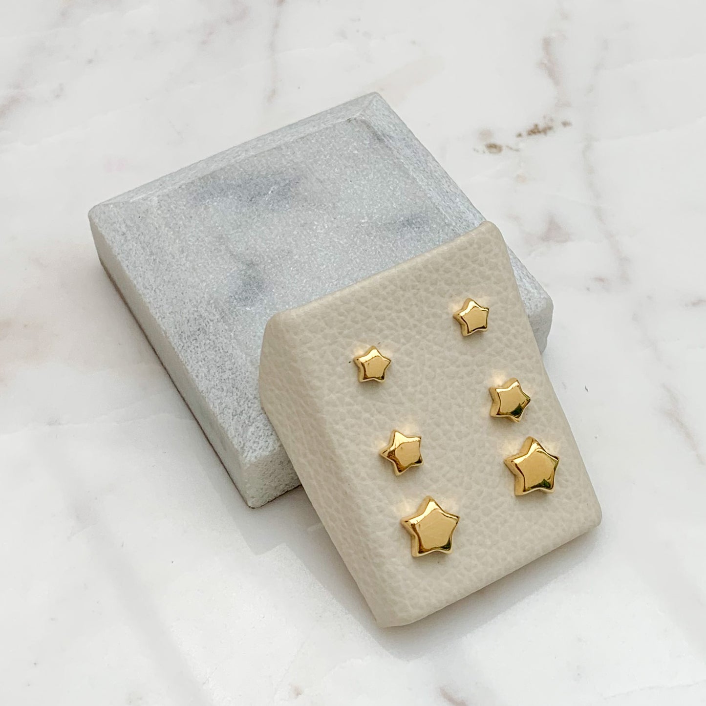 Aretes de bebé Oro18k Estrella