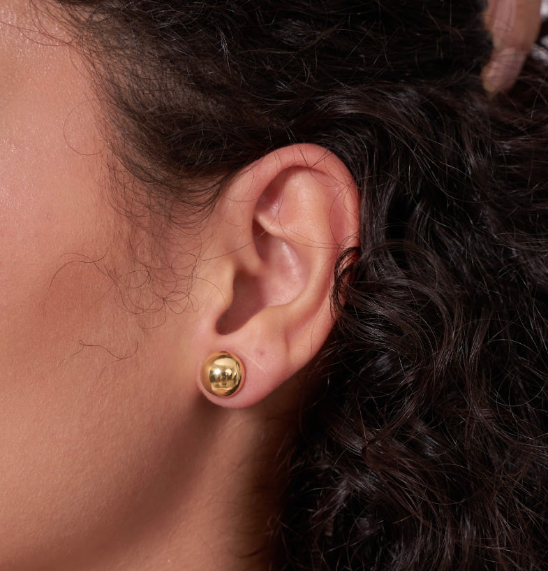 Aretes media bola Oro18k