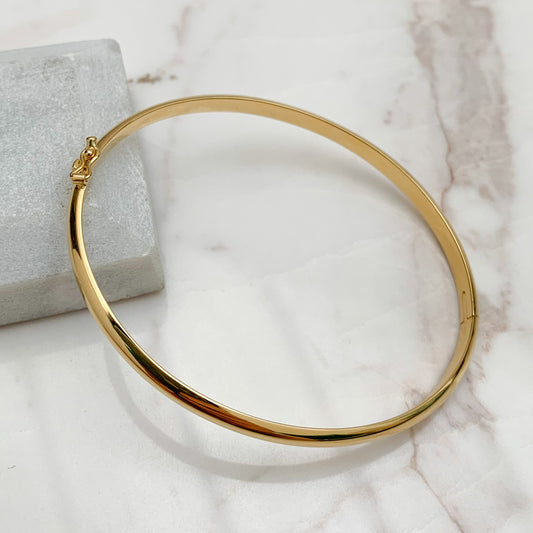 Puñera media caña 3.8 mm Oro18k