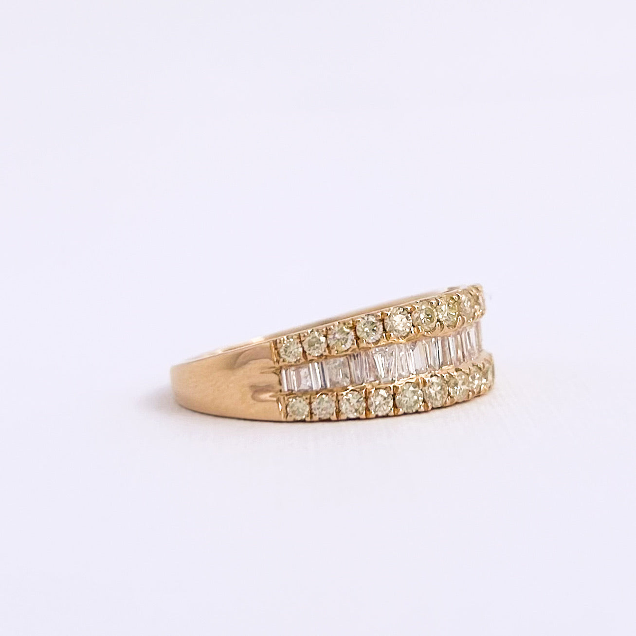 Anillo Opera baguette con diamantes en oro 18k