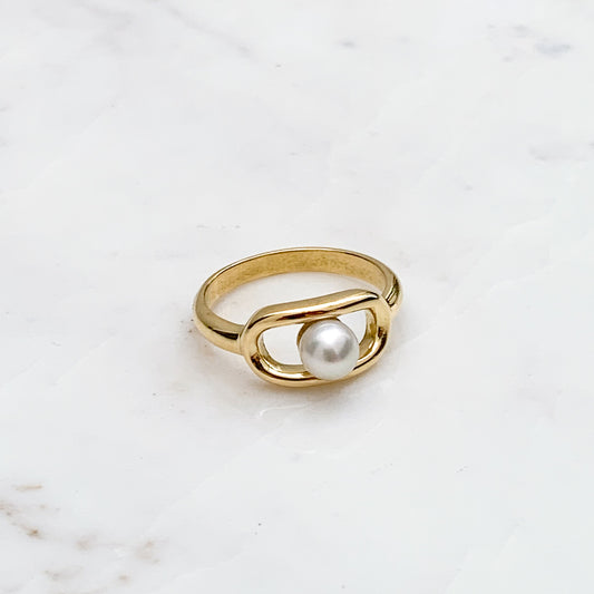 Anillo Oval con perla Oro18k