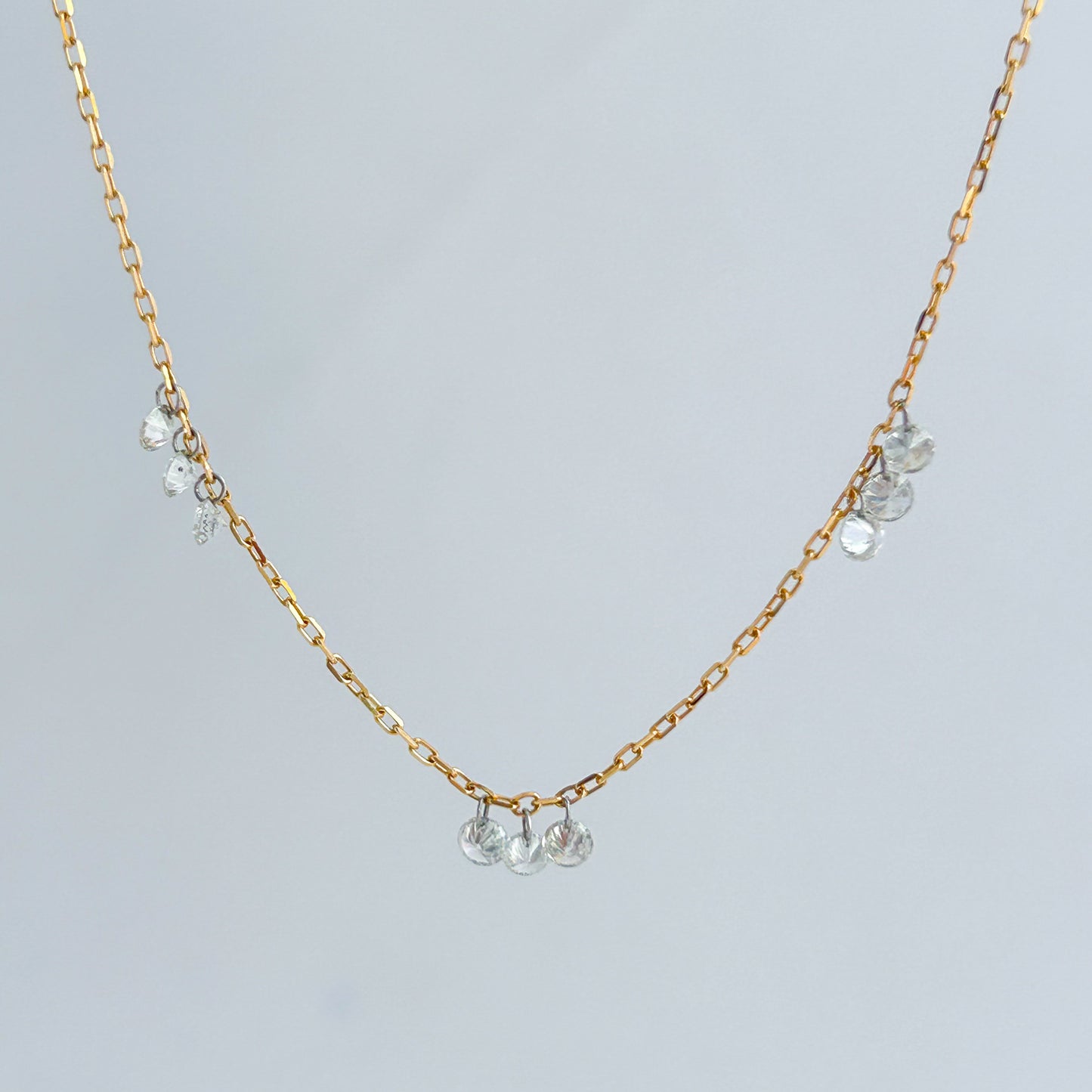 Gargantilla triad elegance con diamantes en Oro 18k