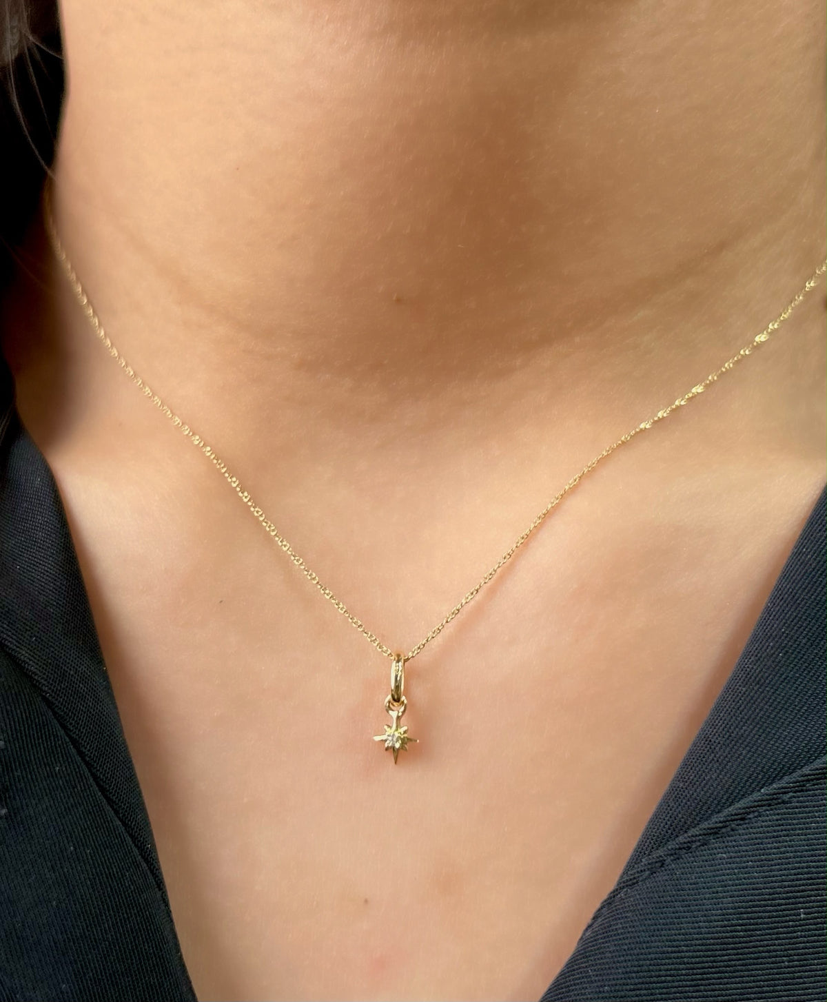 Dije Estrella del Norte Mini en Oro 18K
