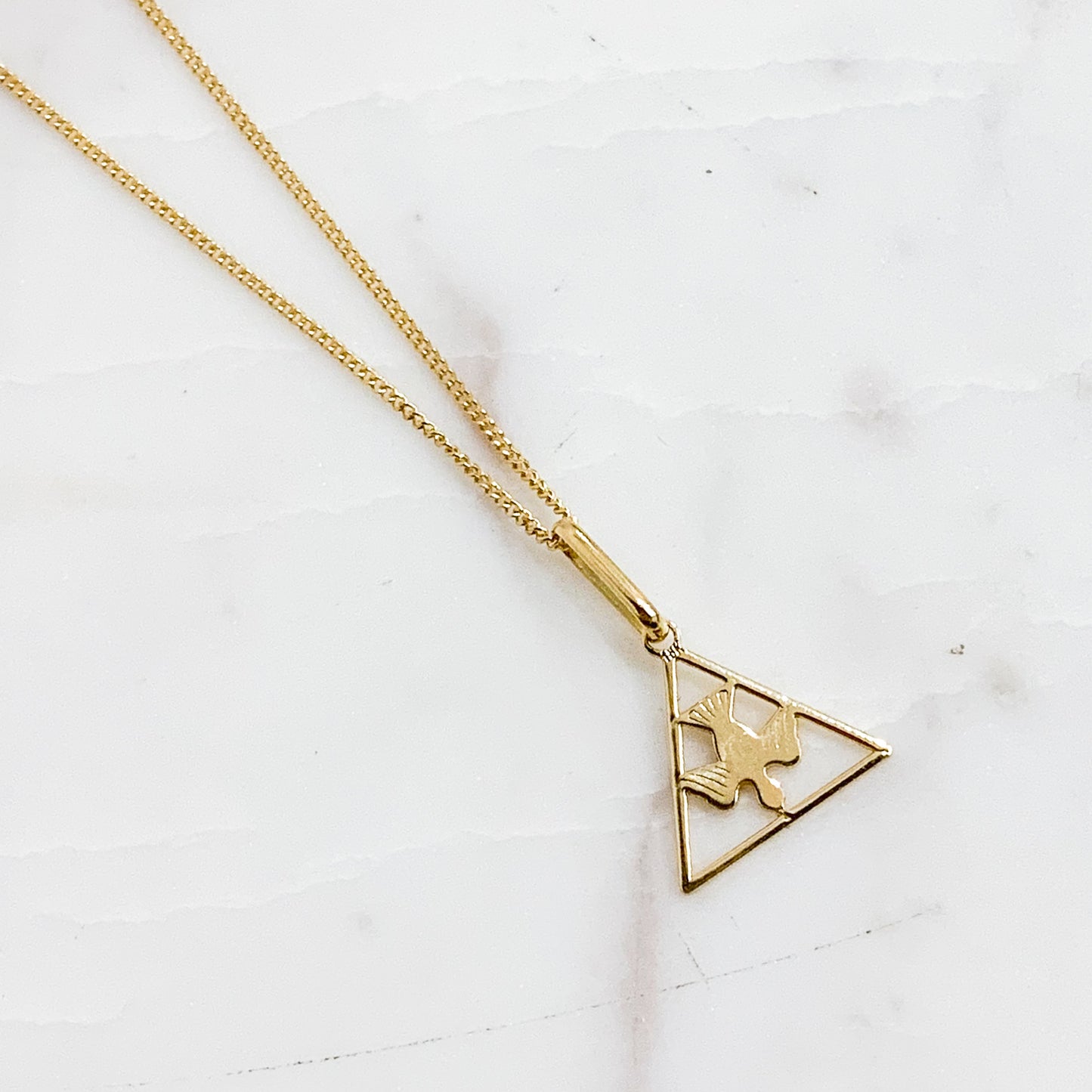 Dije de Espíritu Santo Pequeño oro 18k