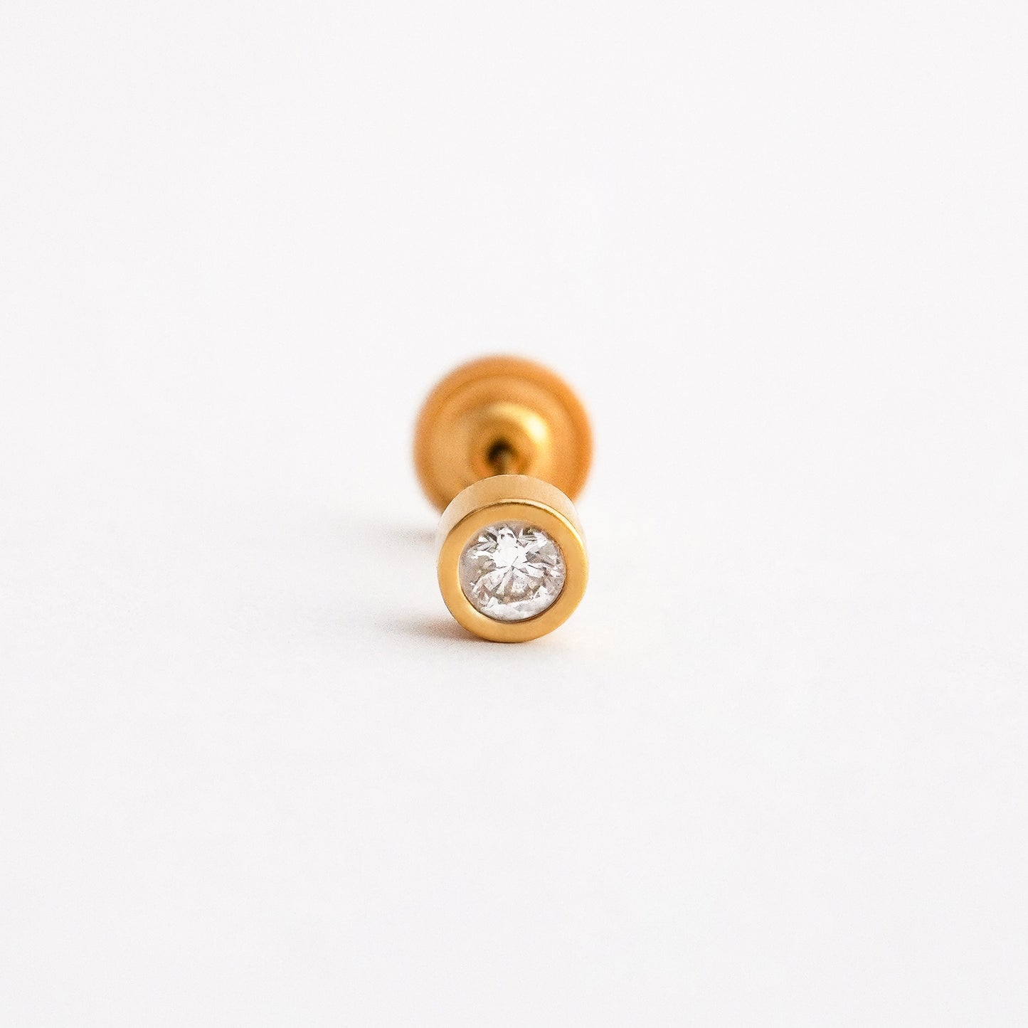1/2 Par de Arete Bebé Bicelado con Diamantes en Oro 18K