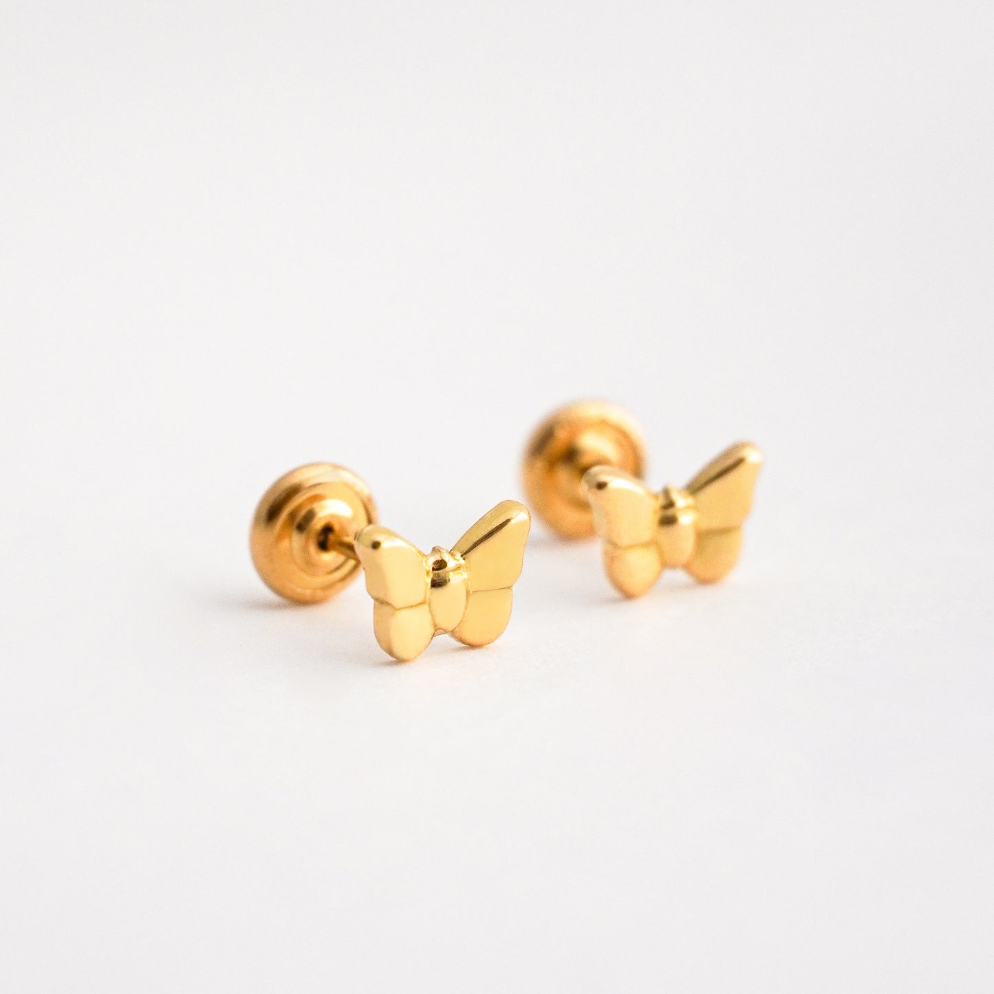 Aretes de Bebé de Mariposa en Oro 18K
