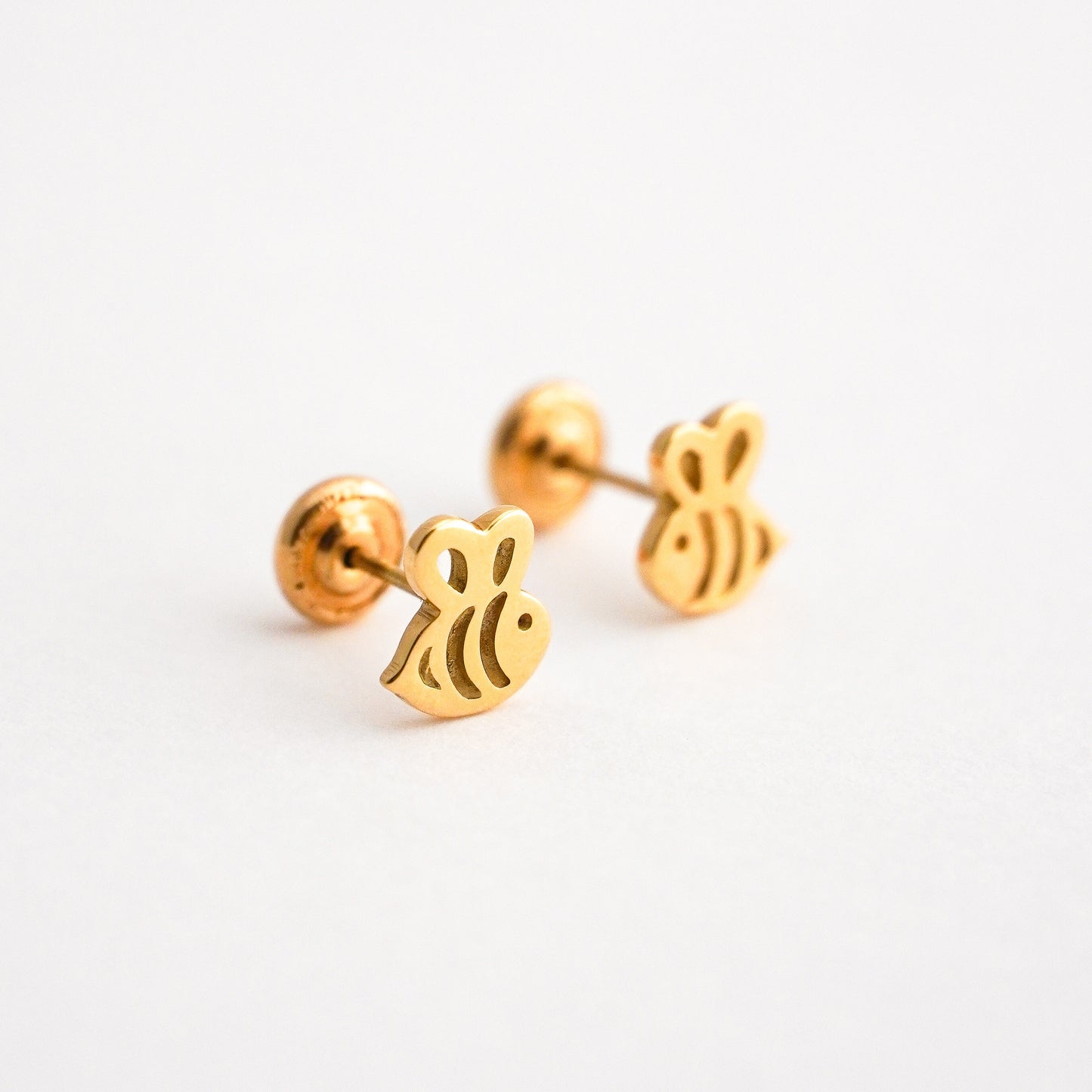 Aretes de Abeja en Oro 18K