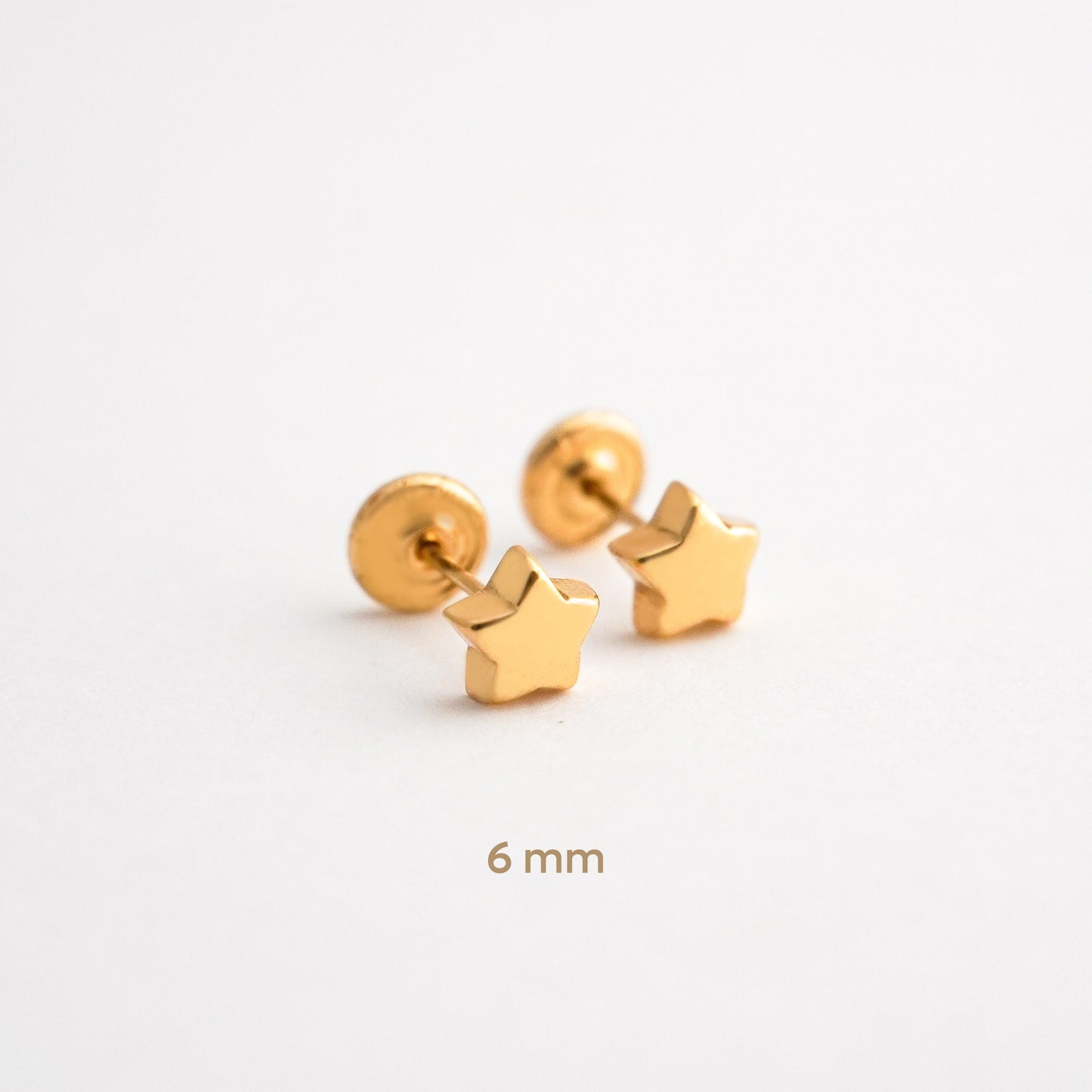 Aretes de Bebé de Estrella en Oro 18K