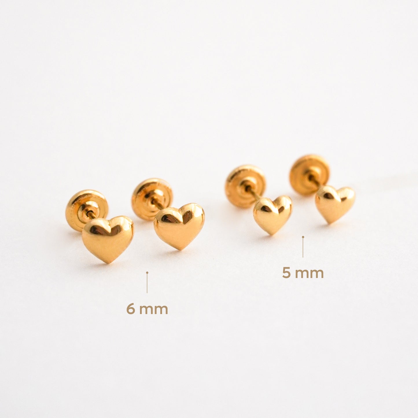 Aretes de Bebé de Corazón en Oro 18K
