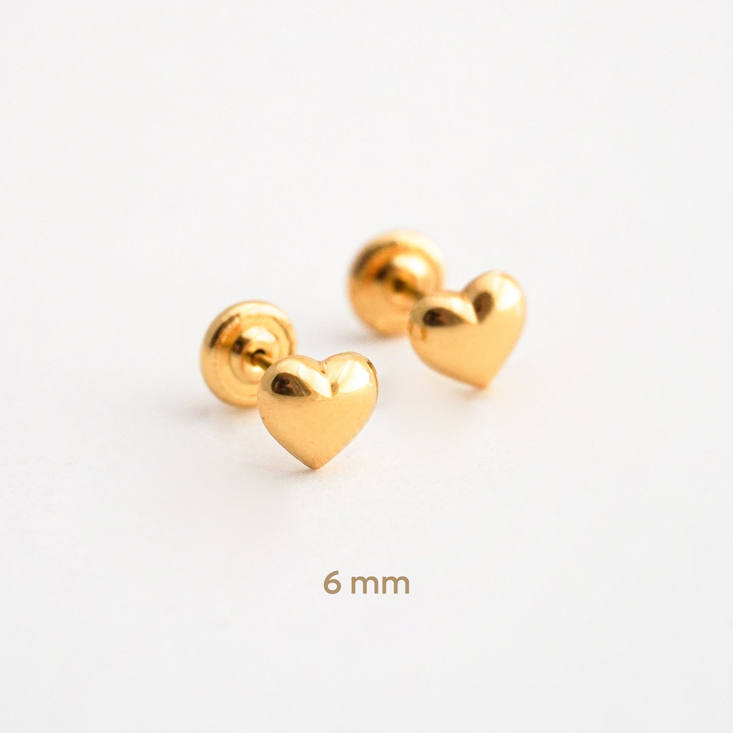 Aretes de Bebé de Corazón en Oro 18K