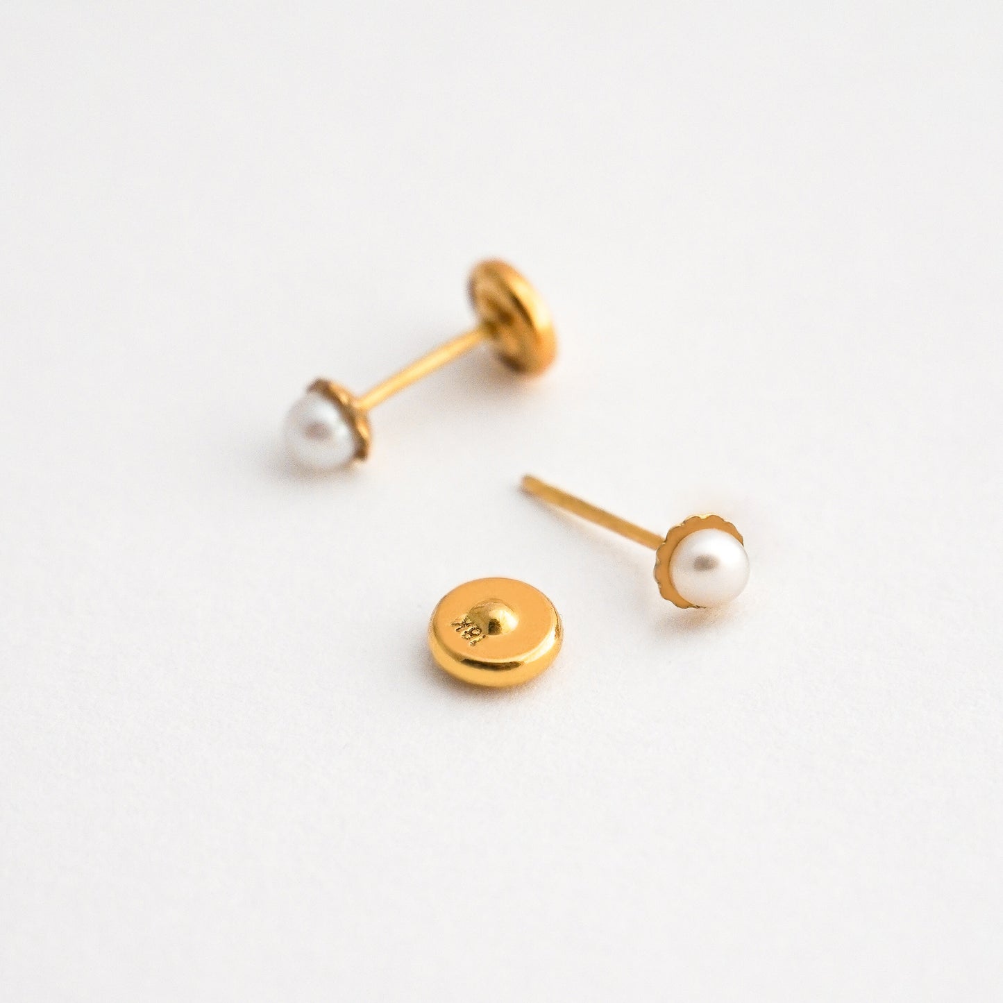 Aretes de Bebé de Perlas en Oro 18K